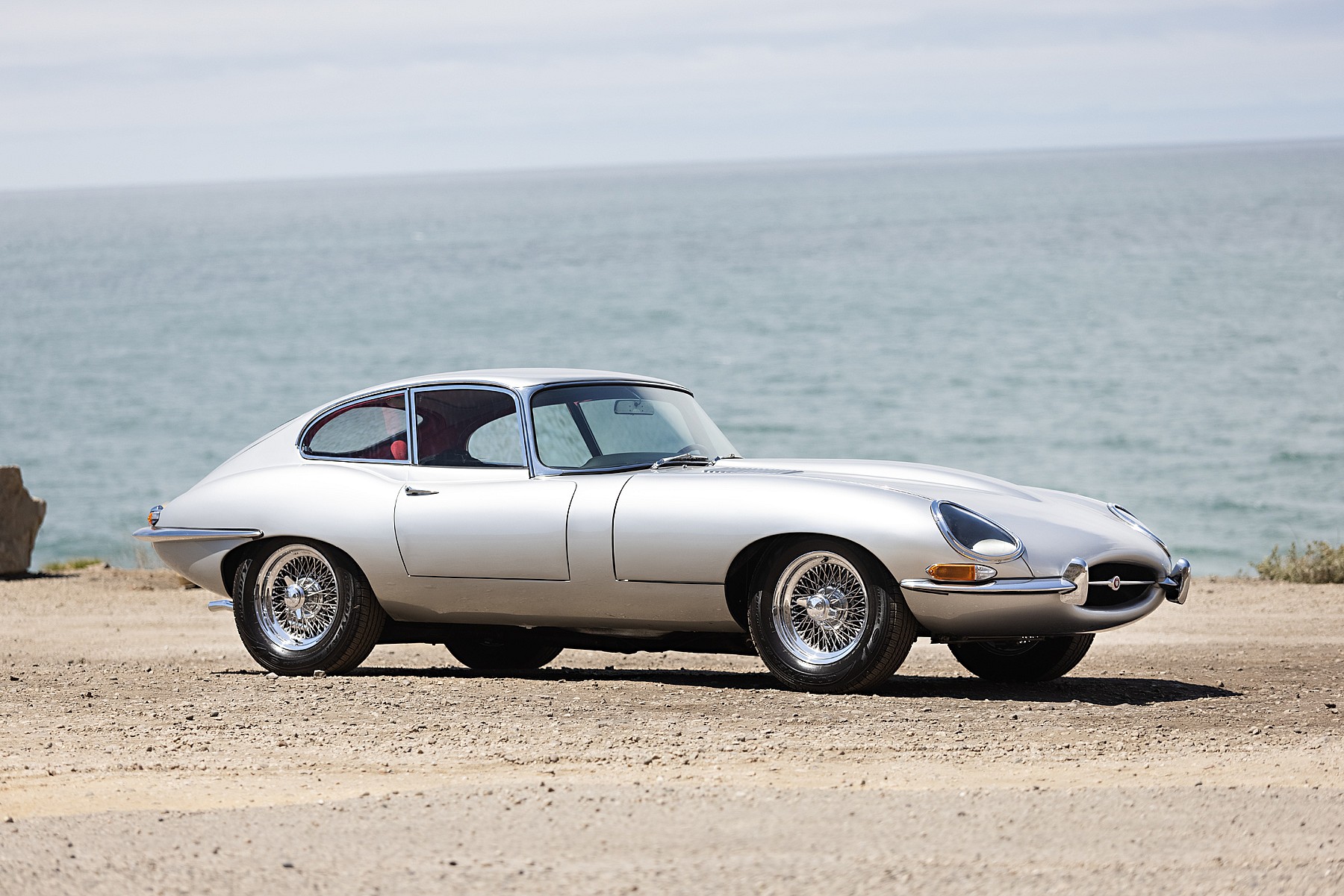 1964_Jaguar_E_Type_Series_I_Litre_Coupe_3043