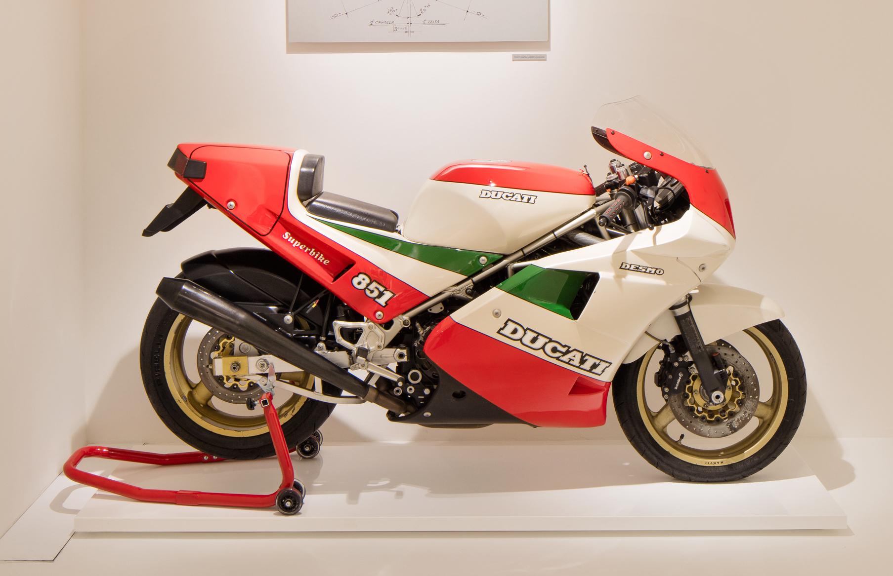 Ducati Museum 851 Tricolore 1988