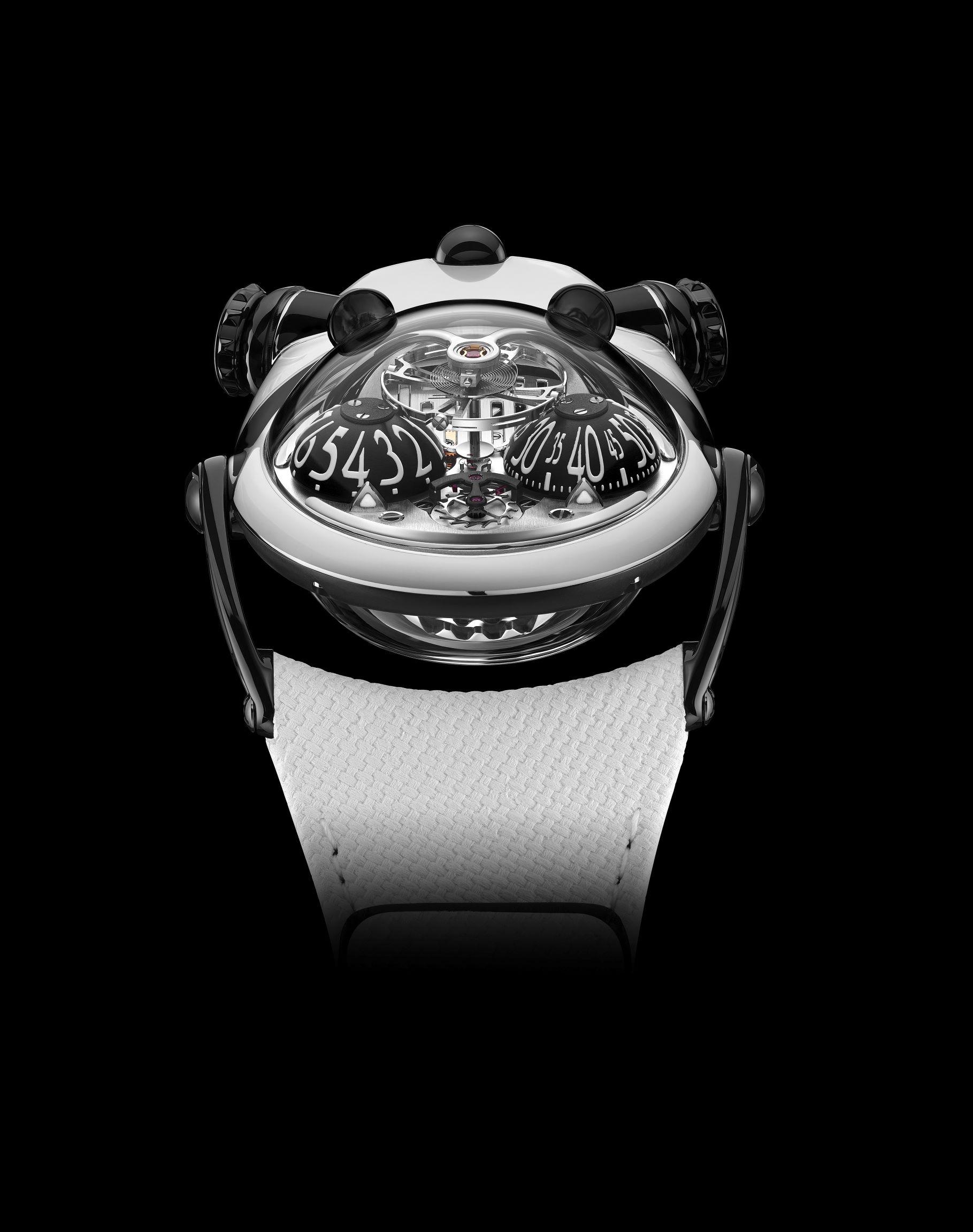 MB&F Panda (2)