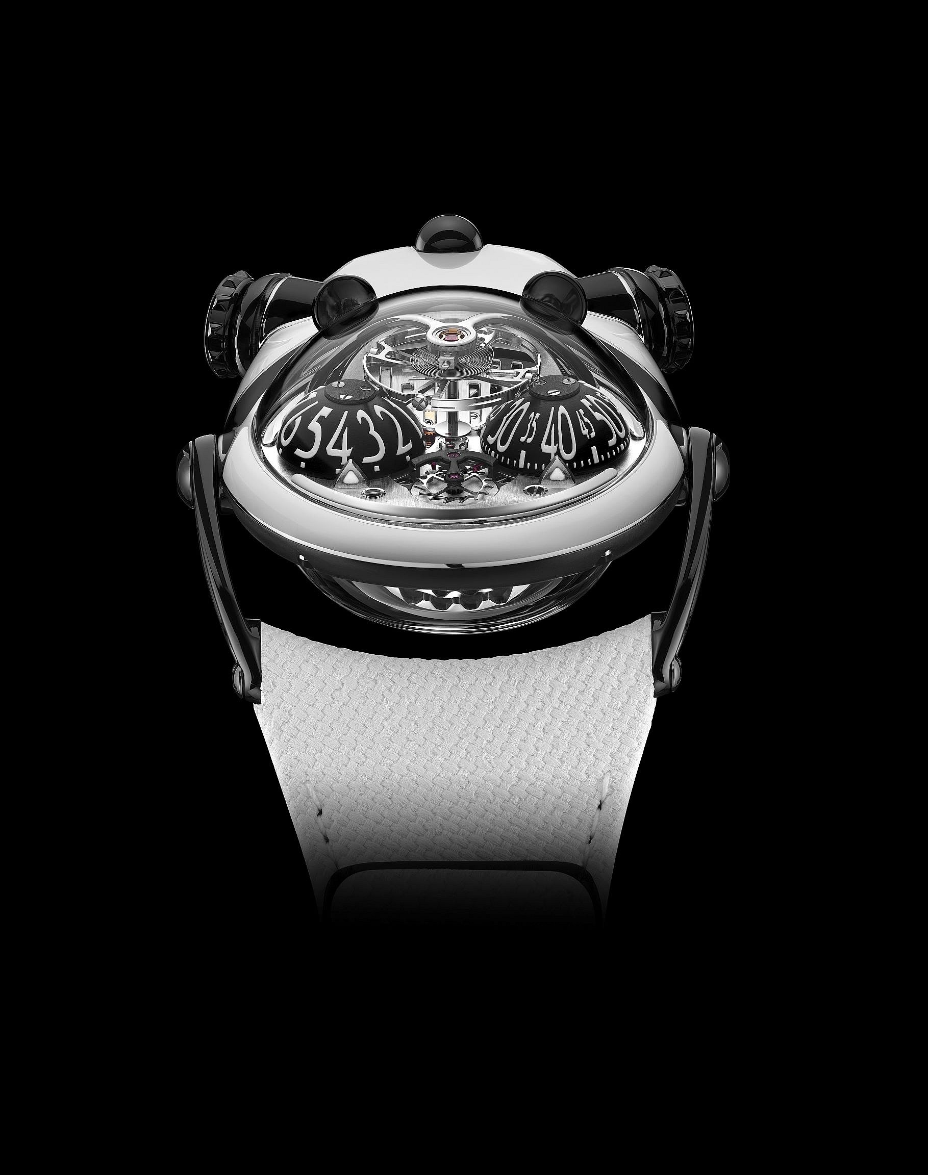 MB&F Panda (2)