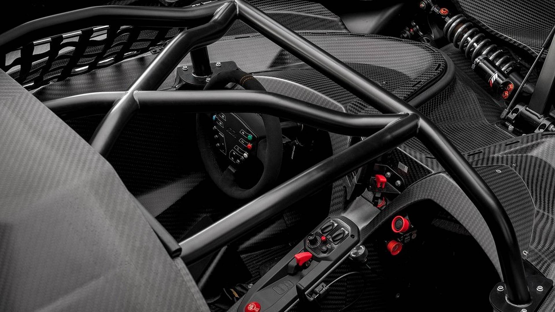 KTM X-BOW GT4 (1)