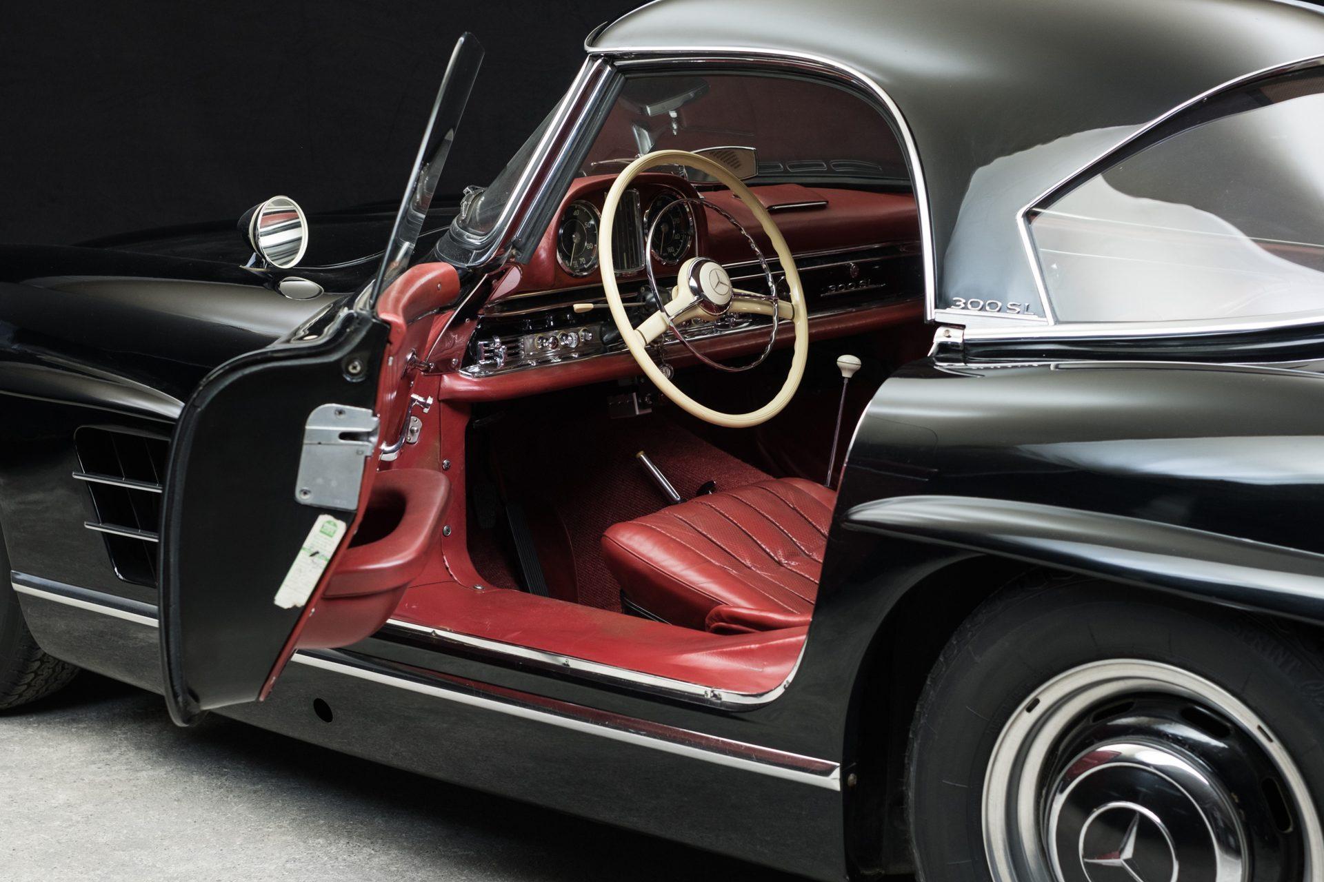 1963 Mercedes-Benz 300 SL Roadster (7)