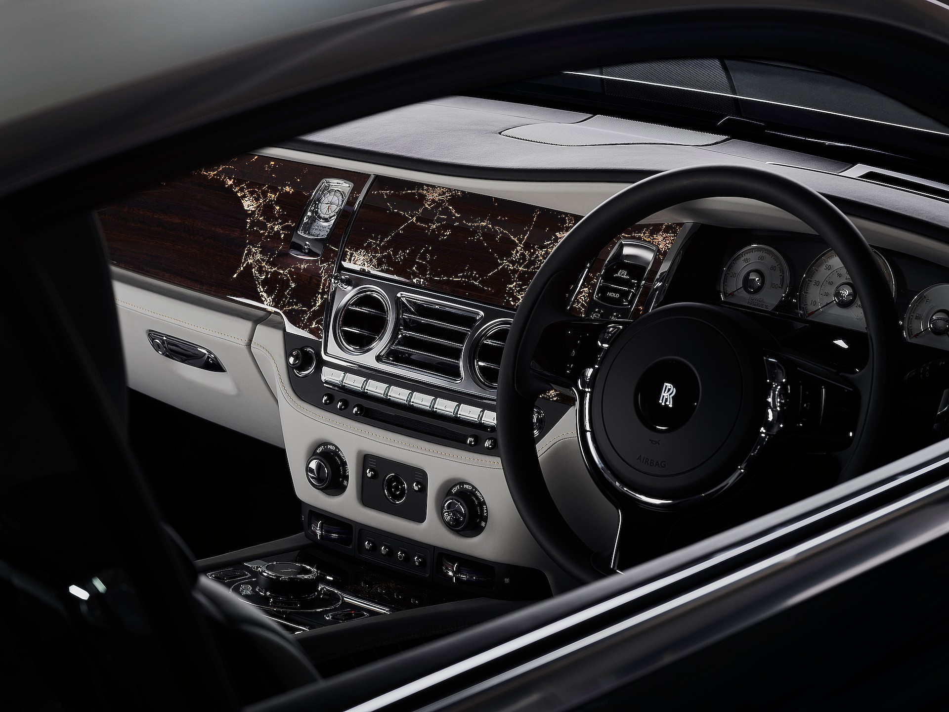 Rolls-Royce Wraith Eagle VIII (1)