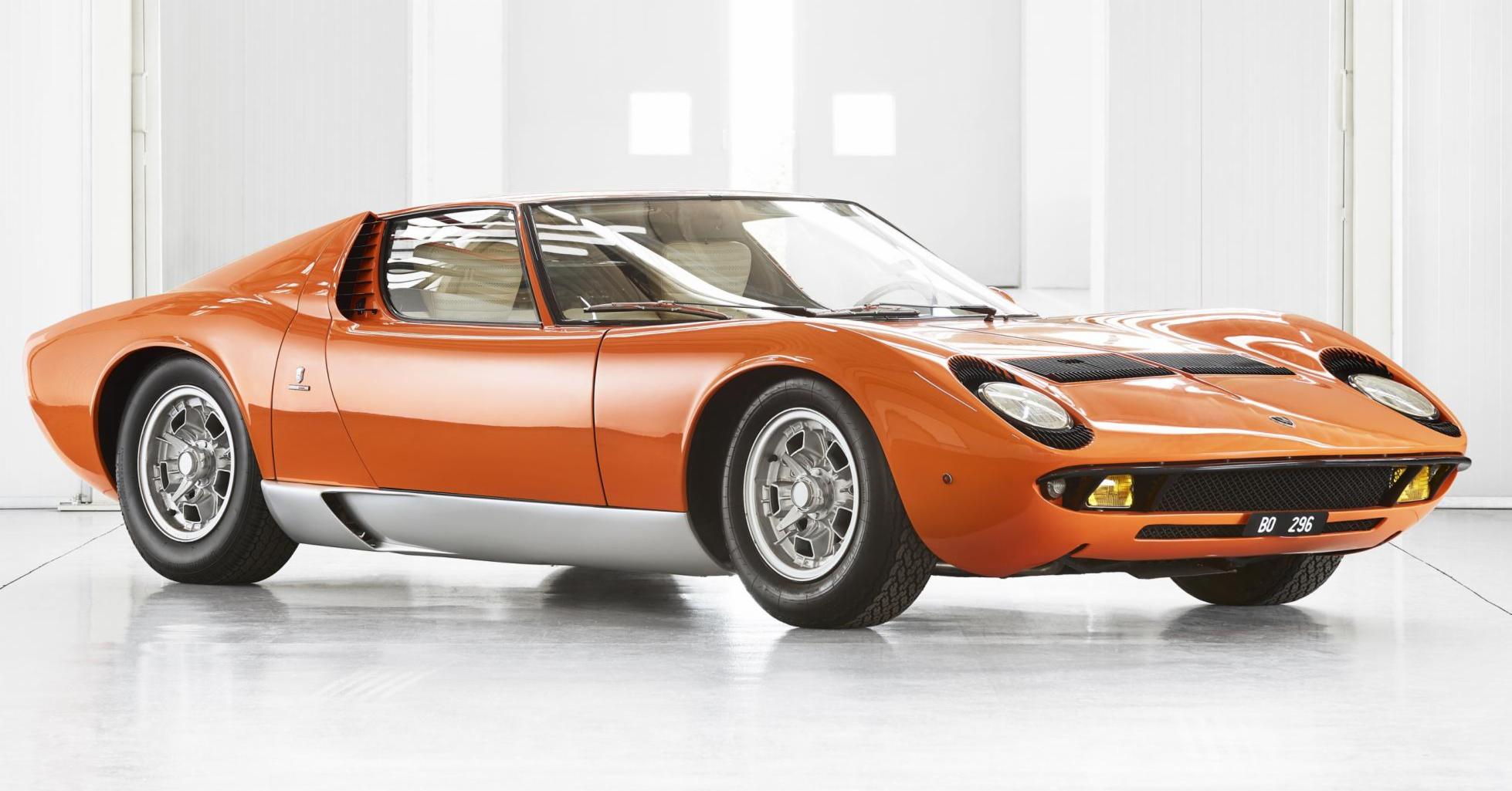 The Italian Job Lamborghini Miura Promo
