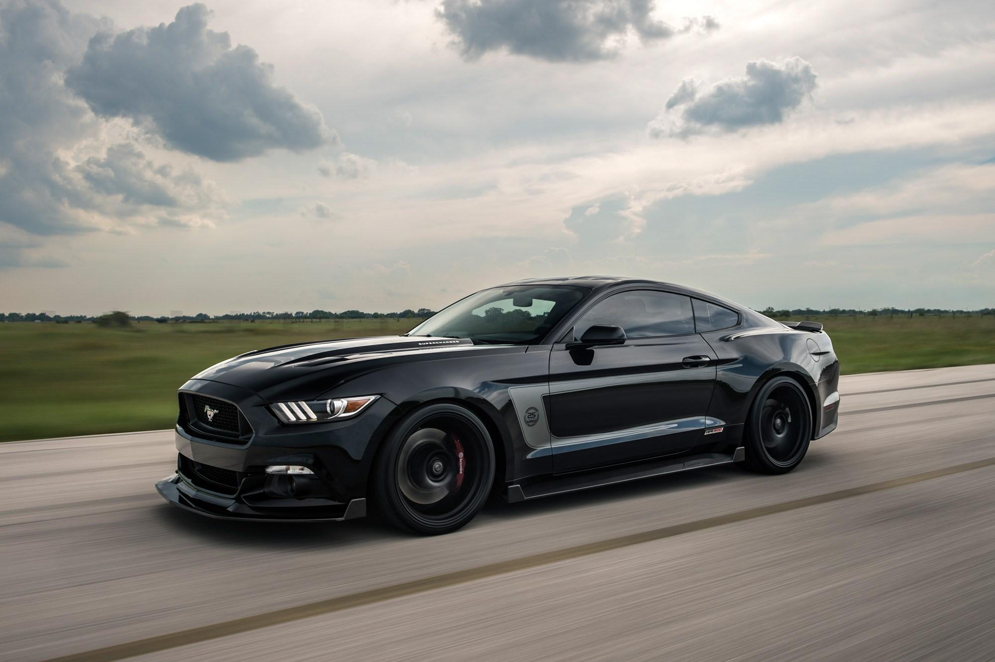 01-hennessey-25th-anniv-mustang.jpg