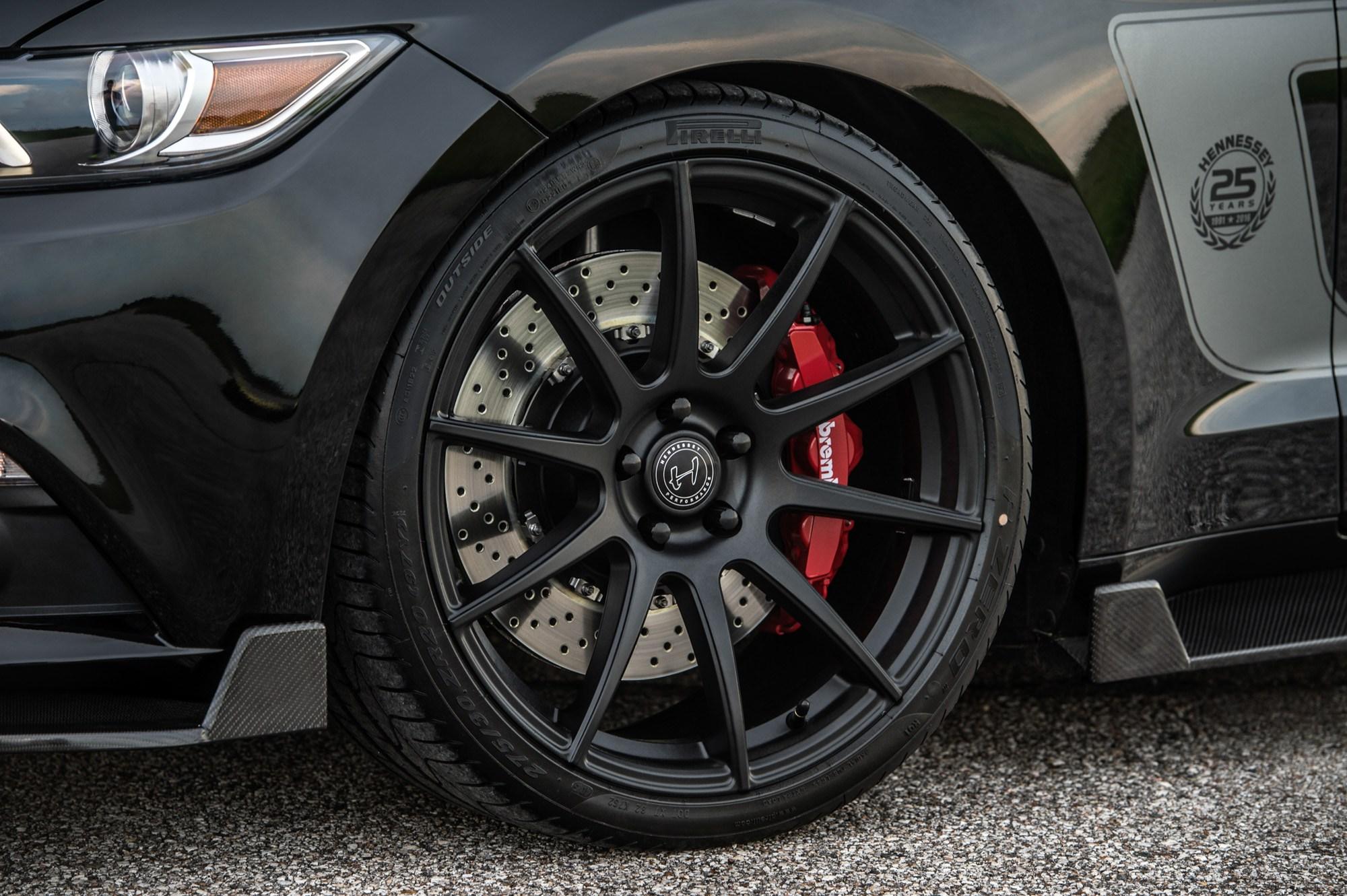 13-hennessey-25th-anniv-mustang.jpg