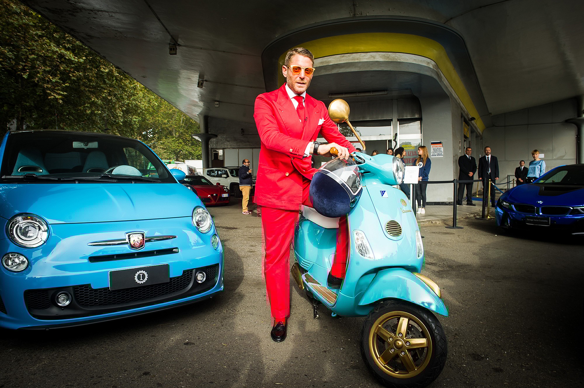 1-holding-garage-italia-customs.jpg