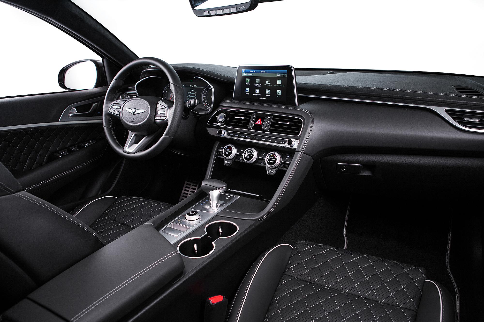 G70-INTERIOR-DETAILS-01