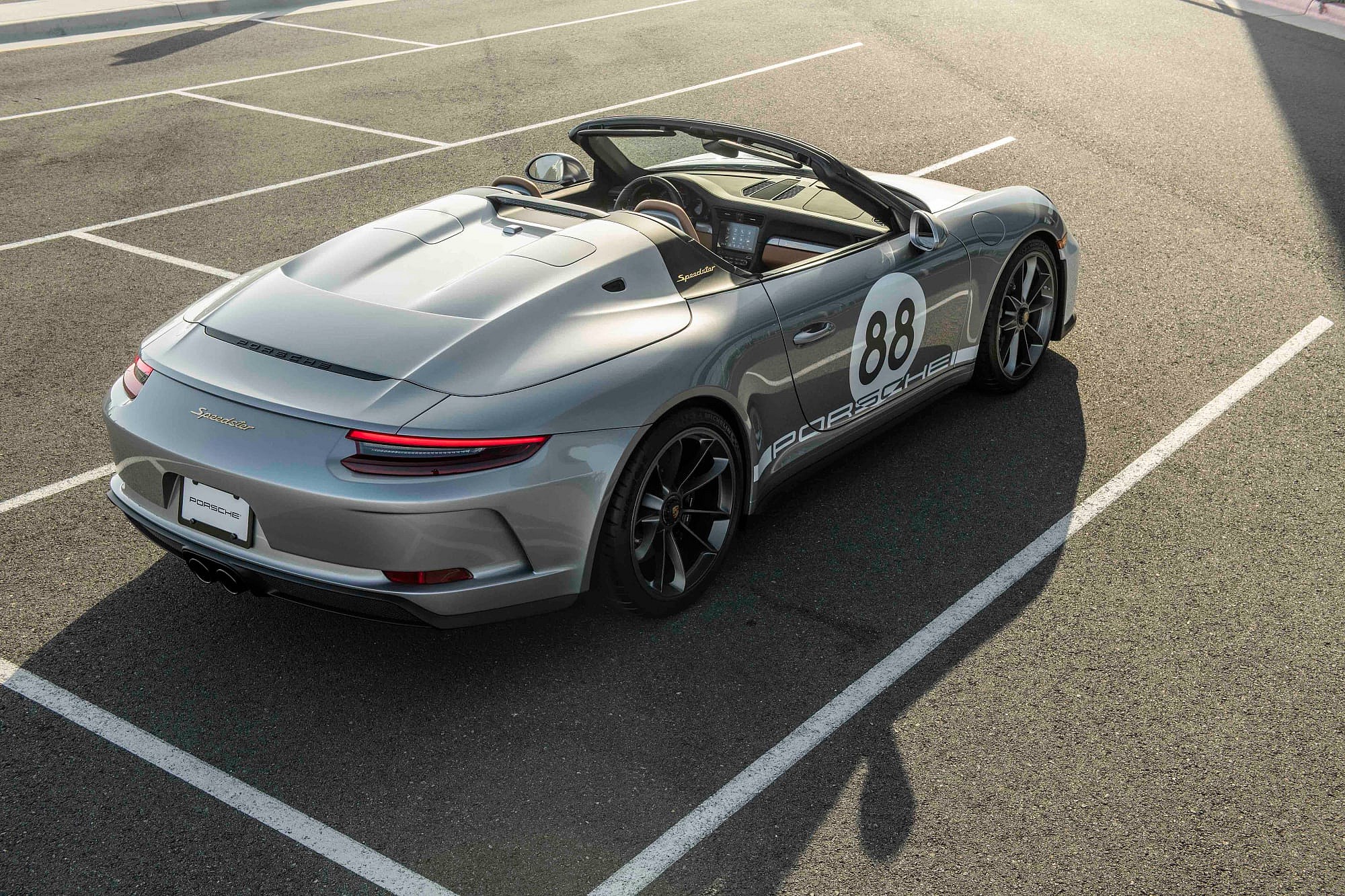 Final Porsche 911 Speedster (1)