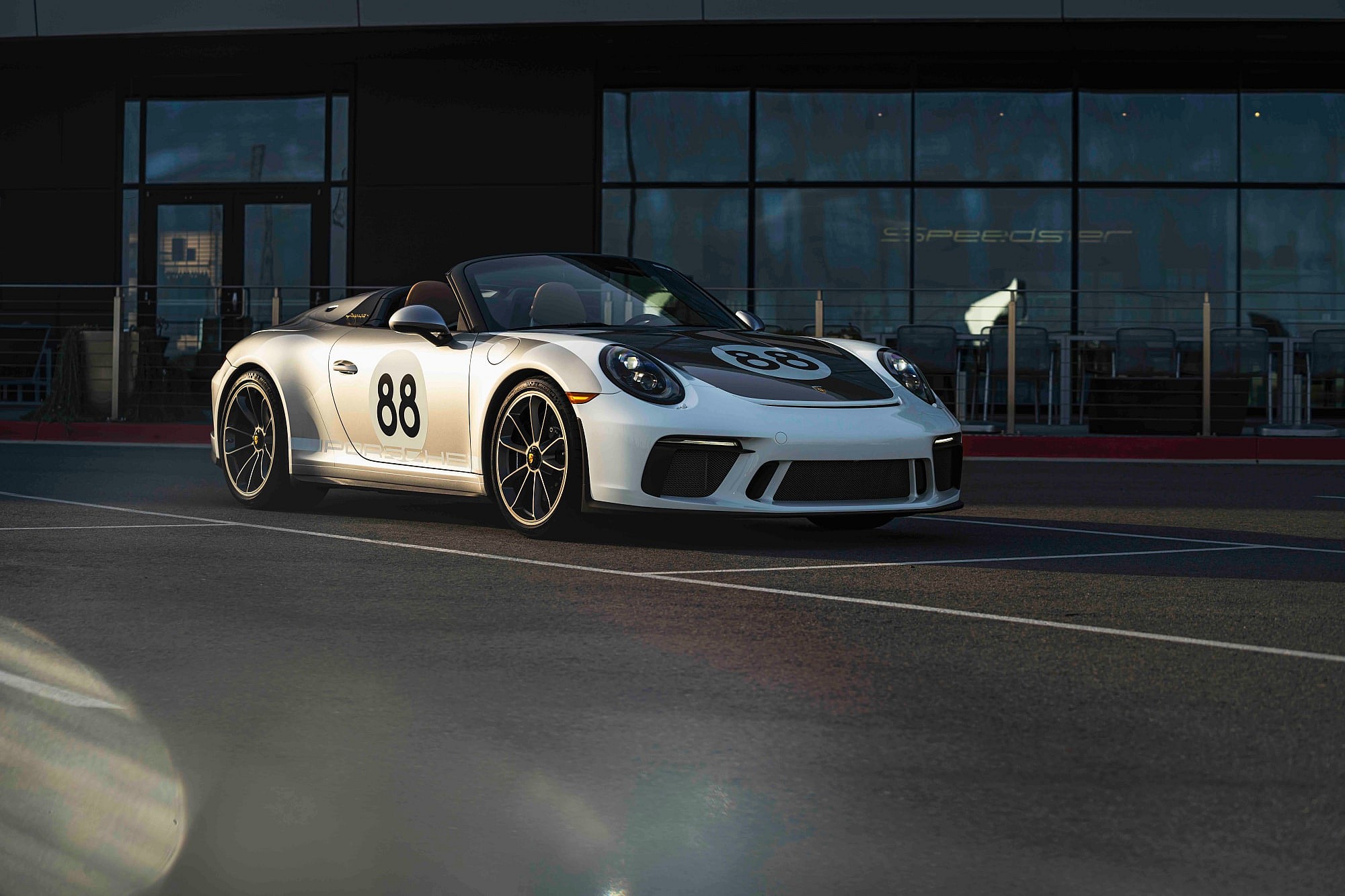 Final Porsche 911 Speedster (2)