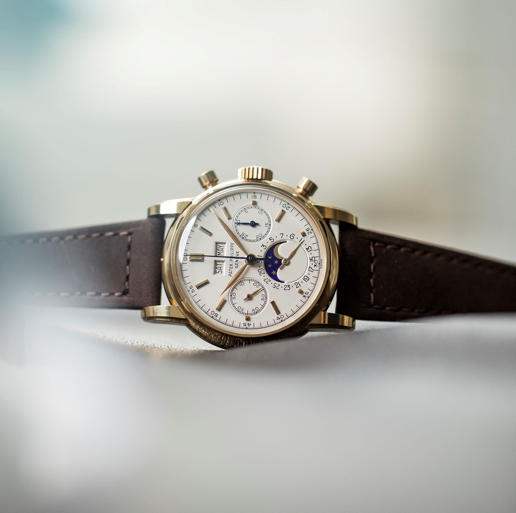 4th series Patek Philippe Ref. 2499 in yellow gold