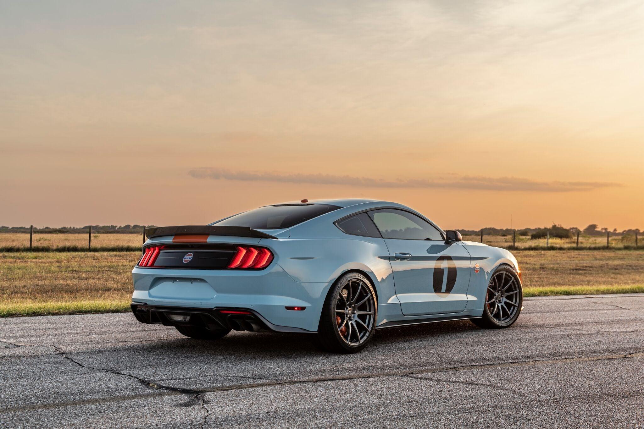 2019 Gulf Heritage Edition Mustang (4)