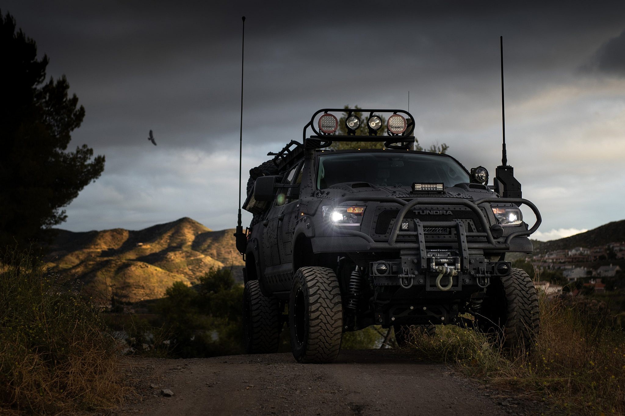 Custom 2013 Toyota Tundra  (6)