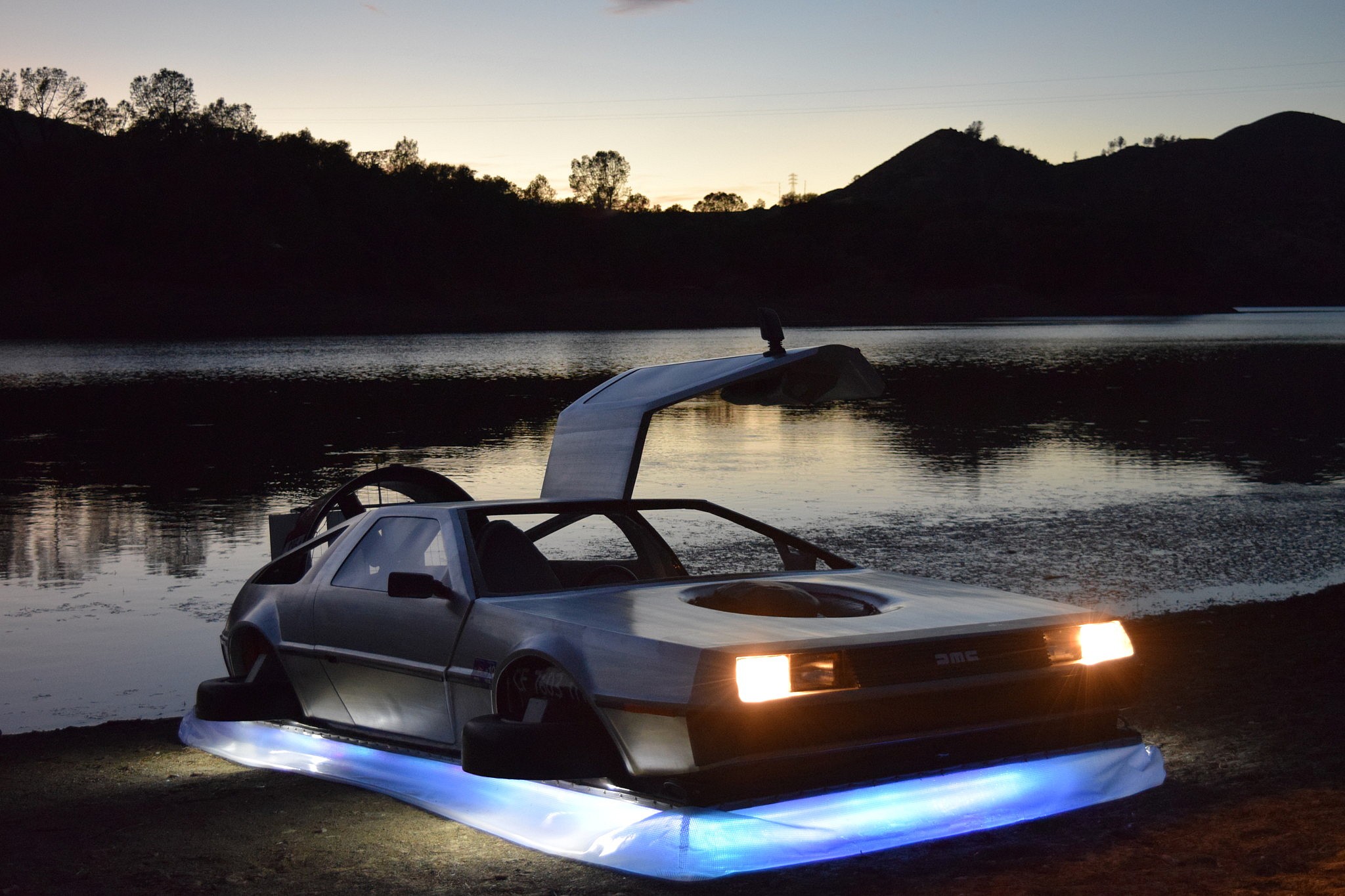 DeLorean Hovercraft (11)