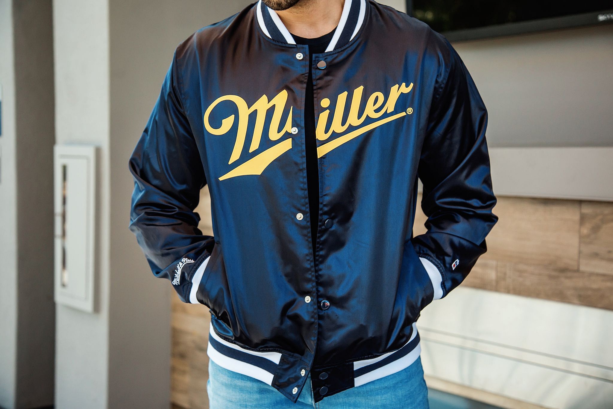 Miller Lite x Mitchell & Ness (2)