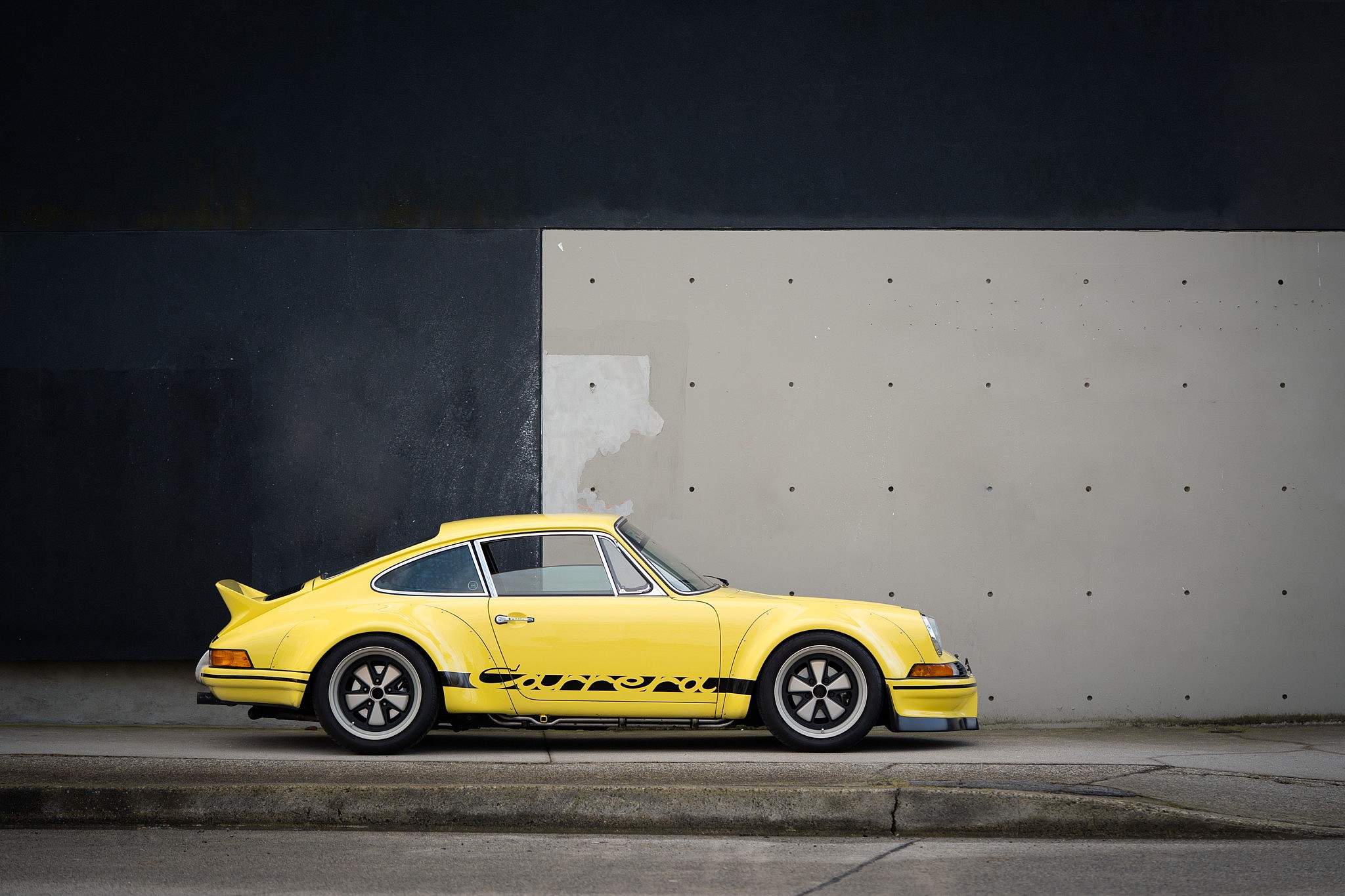 RWB-Backdated 1987 Porsche 911 Carrera Coupe (5)