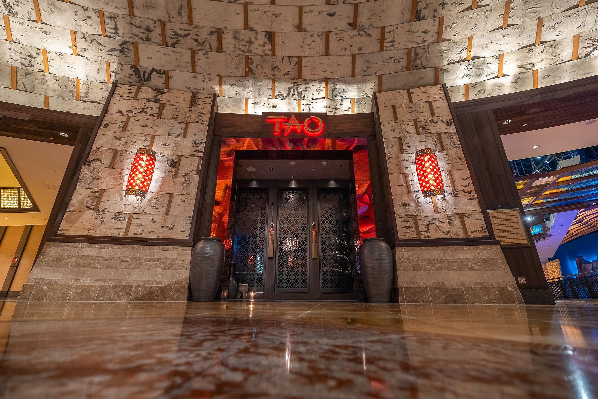TAO Asian Bistro & Lounge at Mohegan Sun (2)