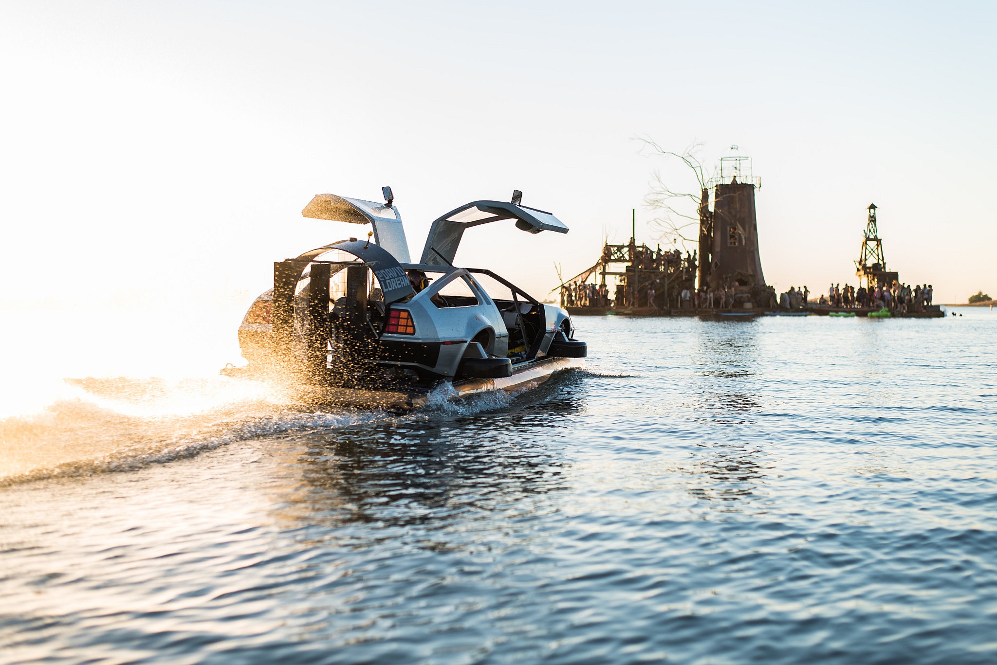 DeLorean Hovercraft (9)