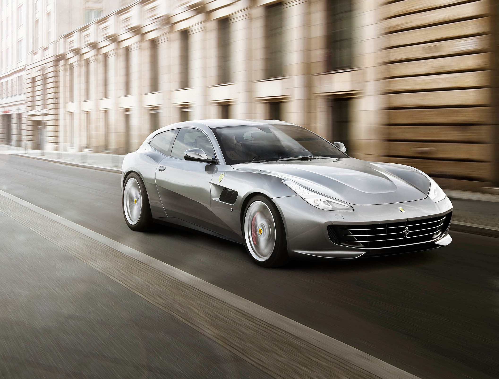 Ferrari_GTC4Lusso_T_2.jpg