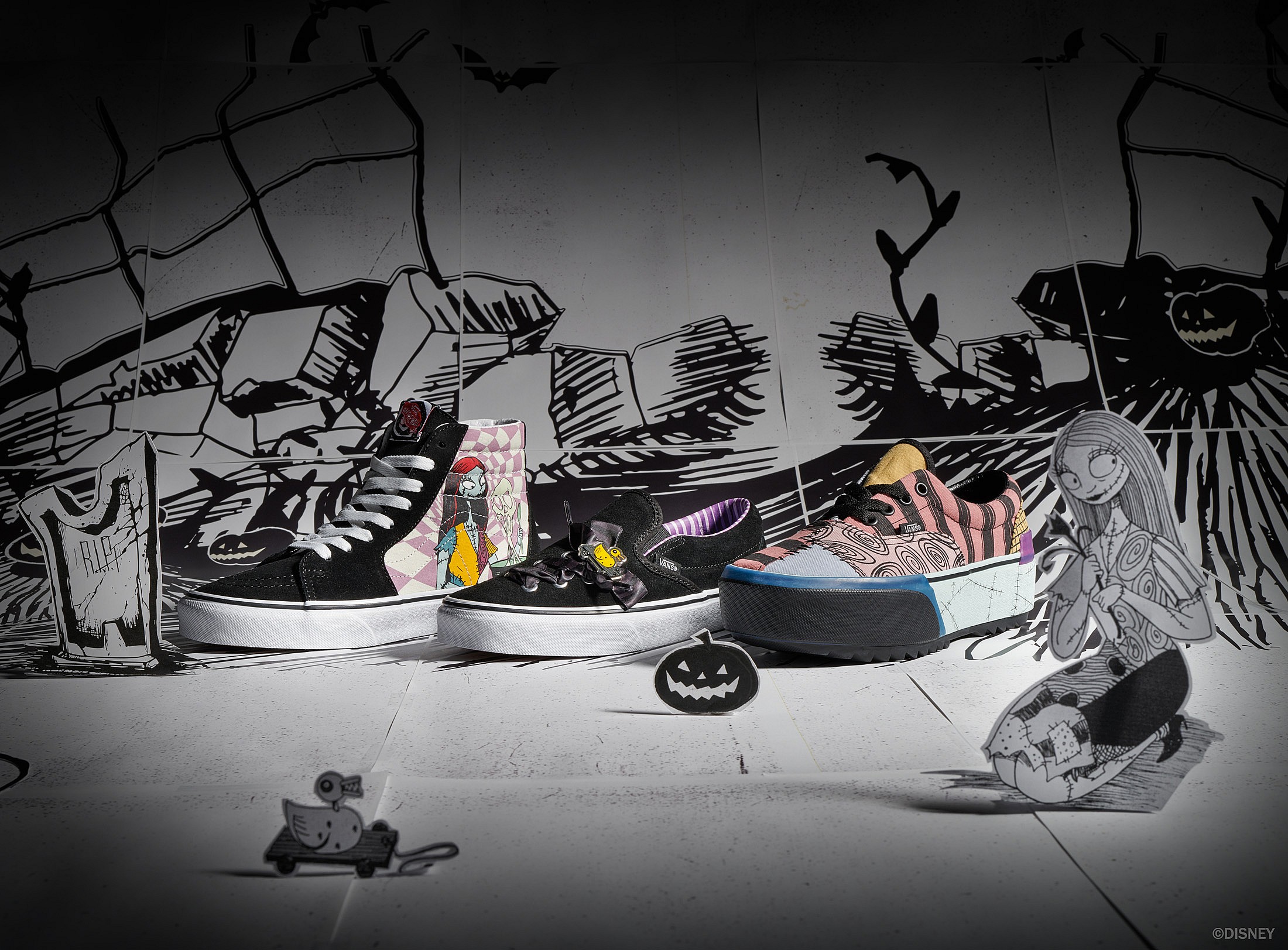 HO19_Classics_NightmareBeforeChristmas_Womens_Lineup_Elevated5