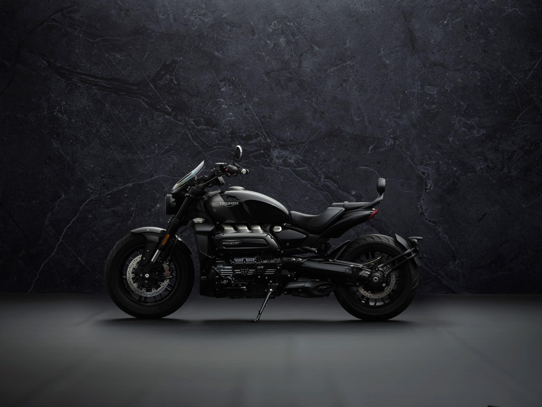 2021 Triumph Rocket 3 GT (4)