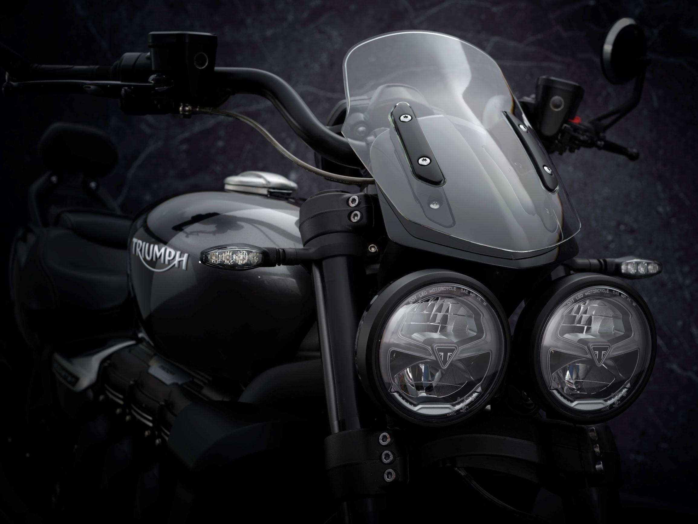 2021 Triumph Rocket 3 GT (5)