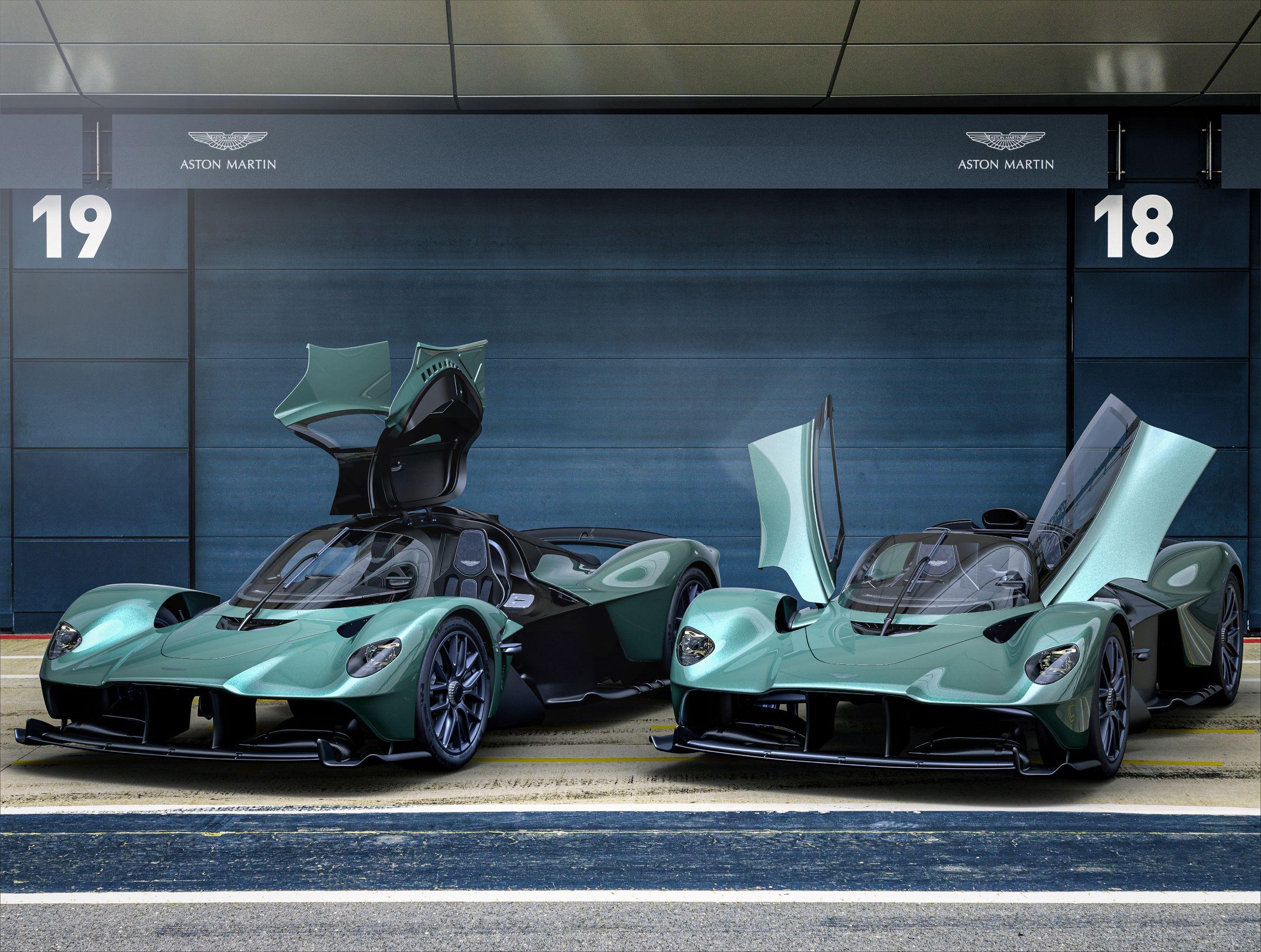 Aston Martin Valkyrie Spider (1)
