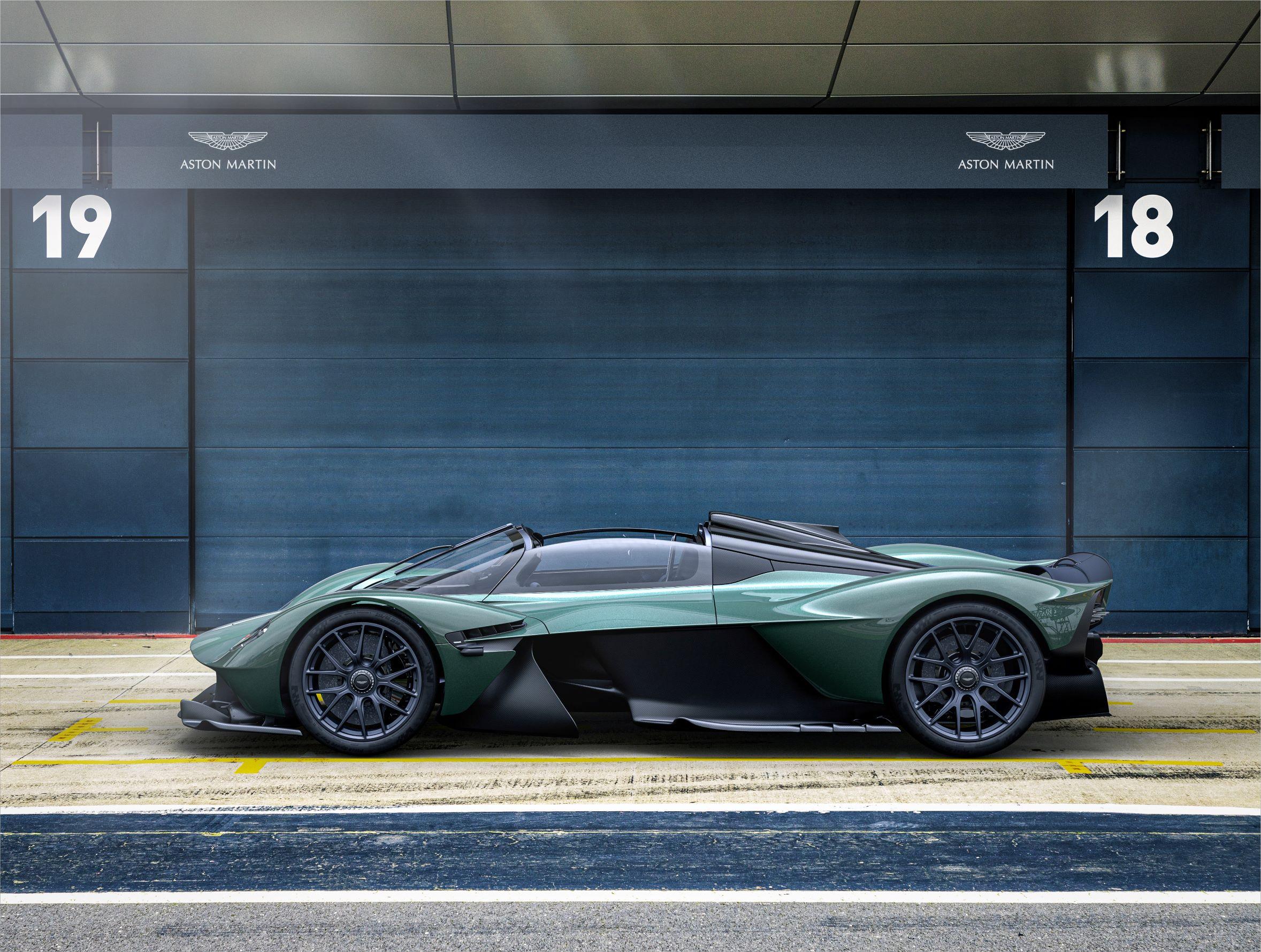 Aston Martin Valkyrie Spider (3)