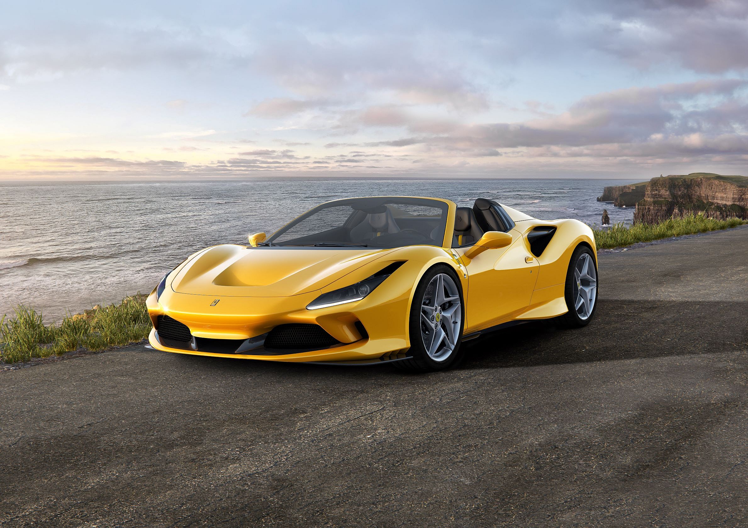 2020 Ferrari F8 Spider (1)