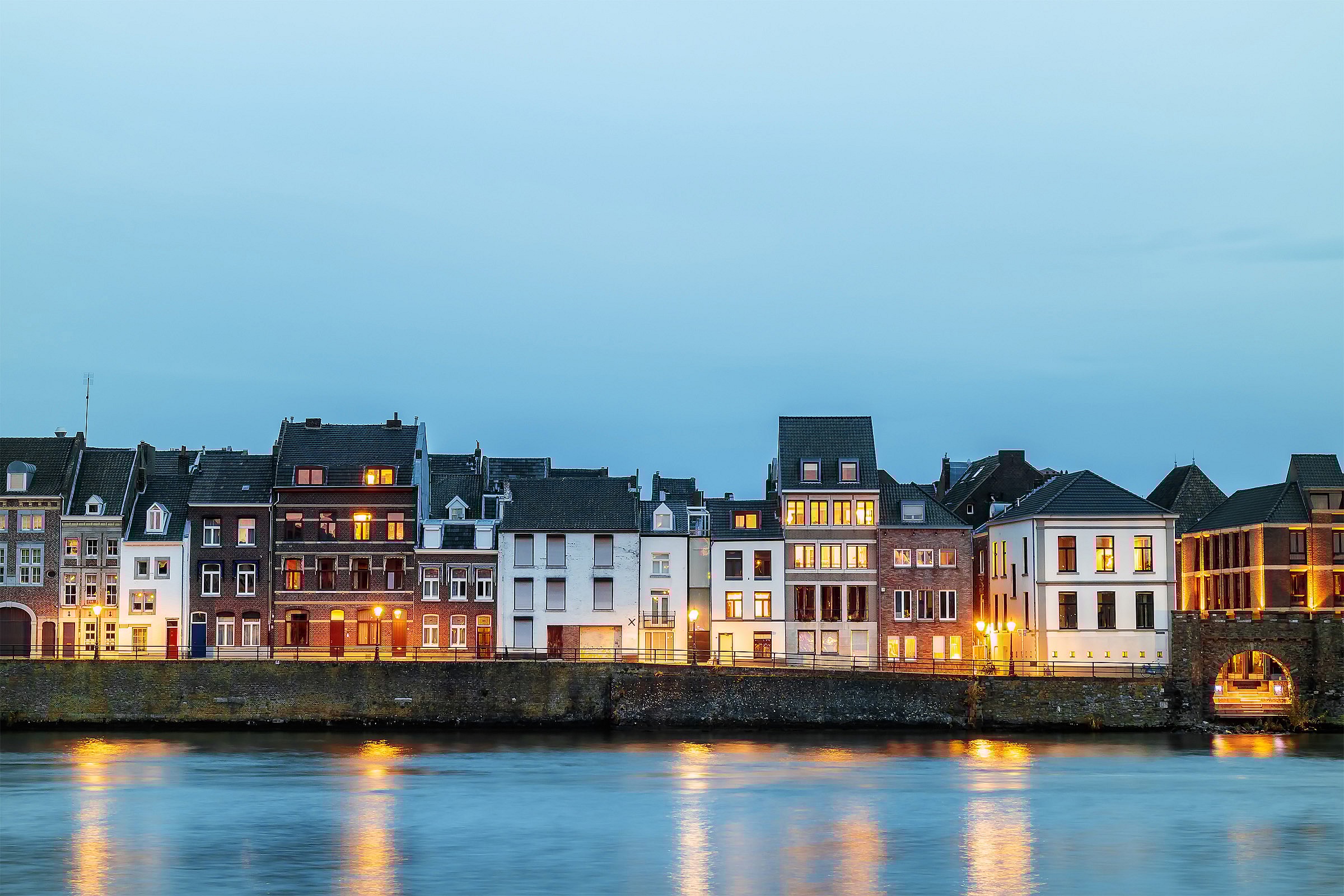 Maastricht-Netherlands-B-Airbnb-20-for-2020