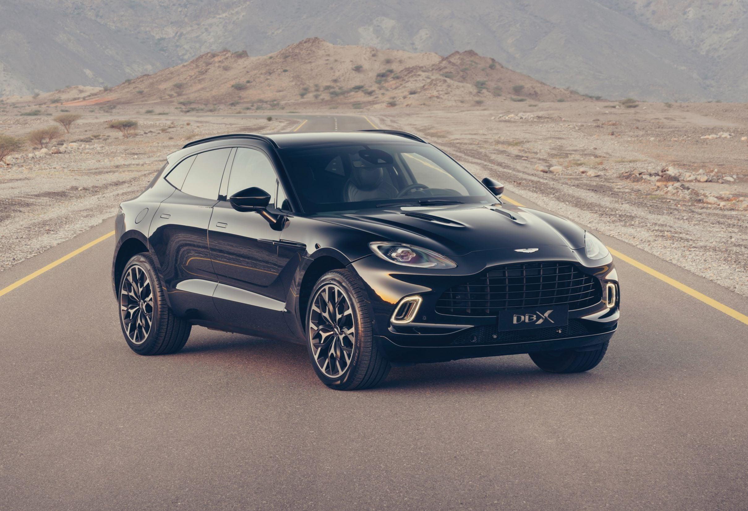 Aston Martin DBX (1)