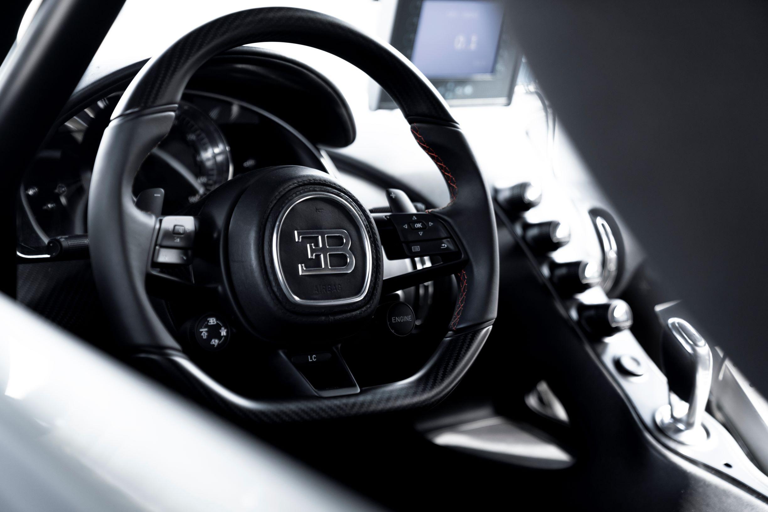 Bugatti Chiron (1)