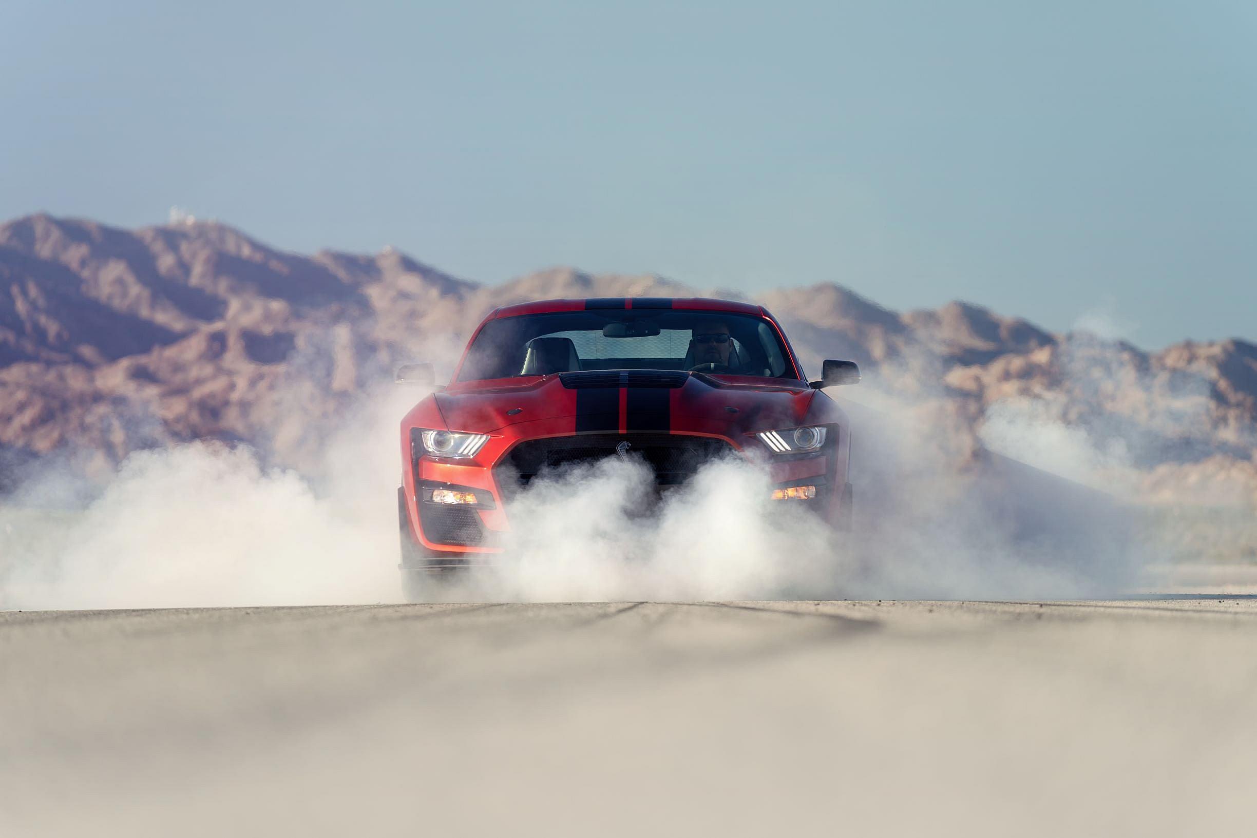 2020 Ford Mustang Shelby GT500 (2)