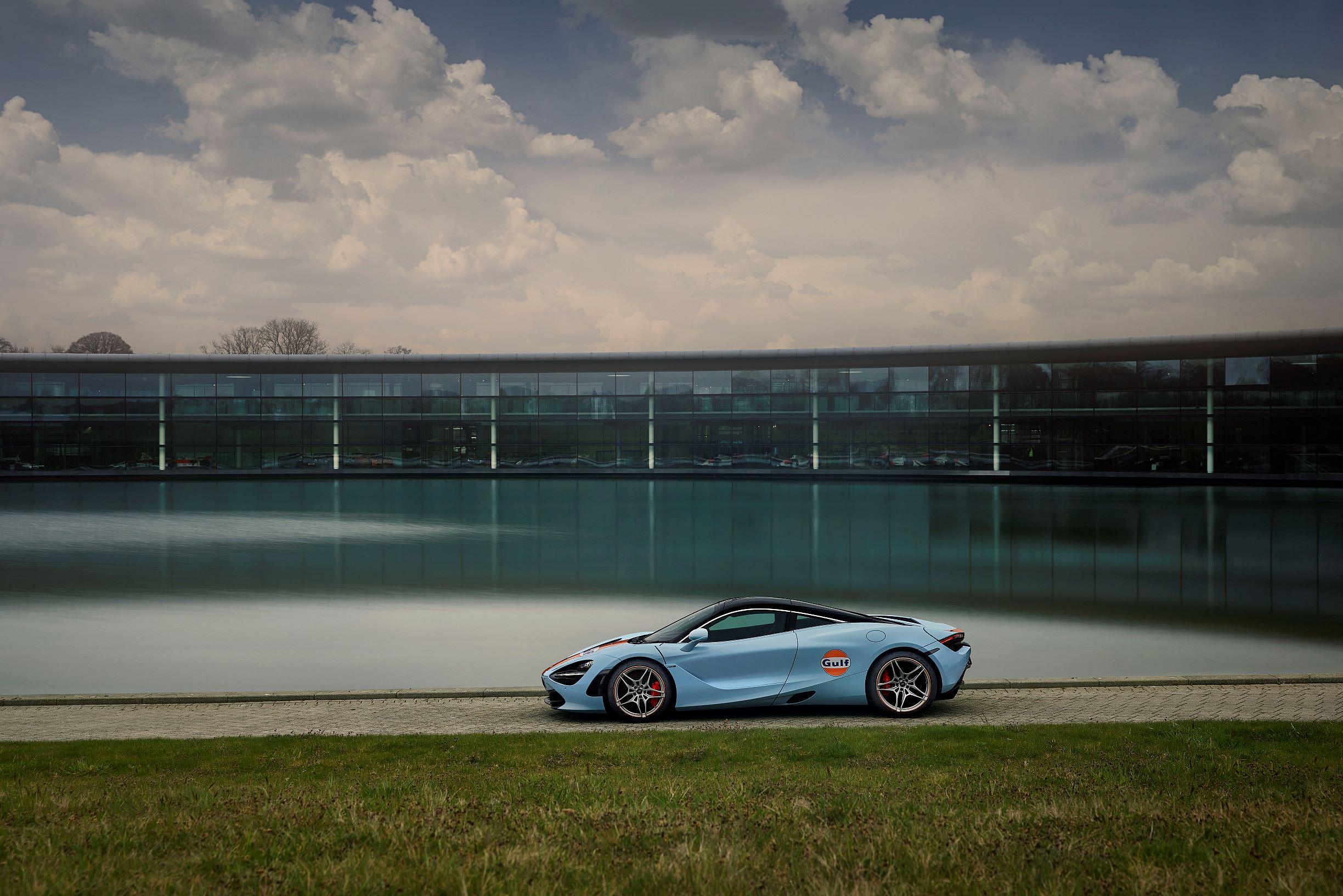 McLaren 720S Gulf Oil (1)