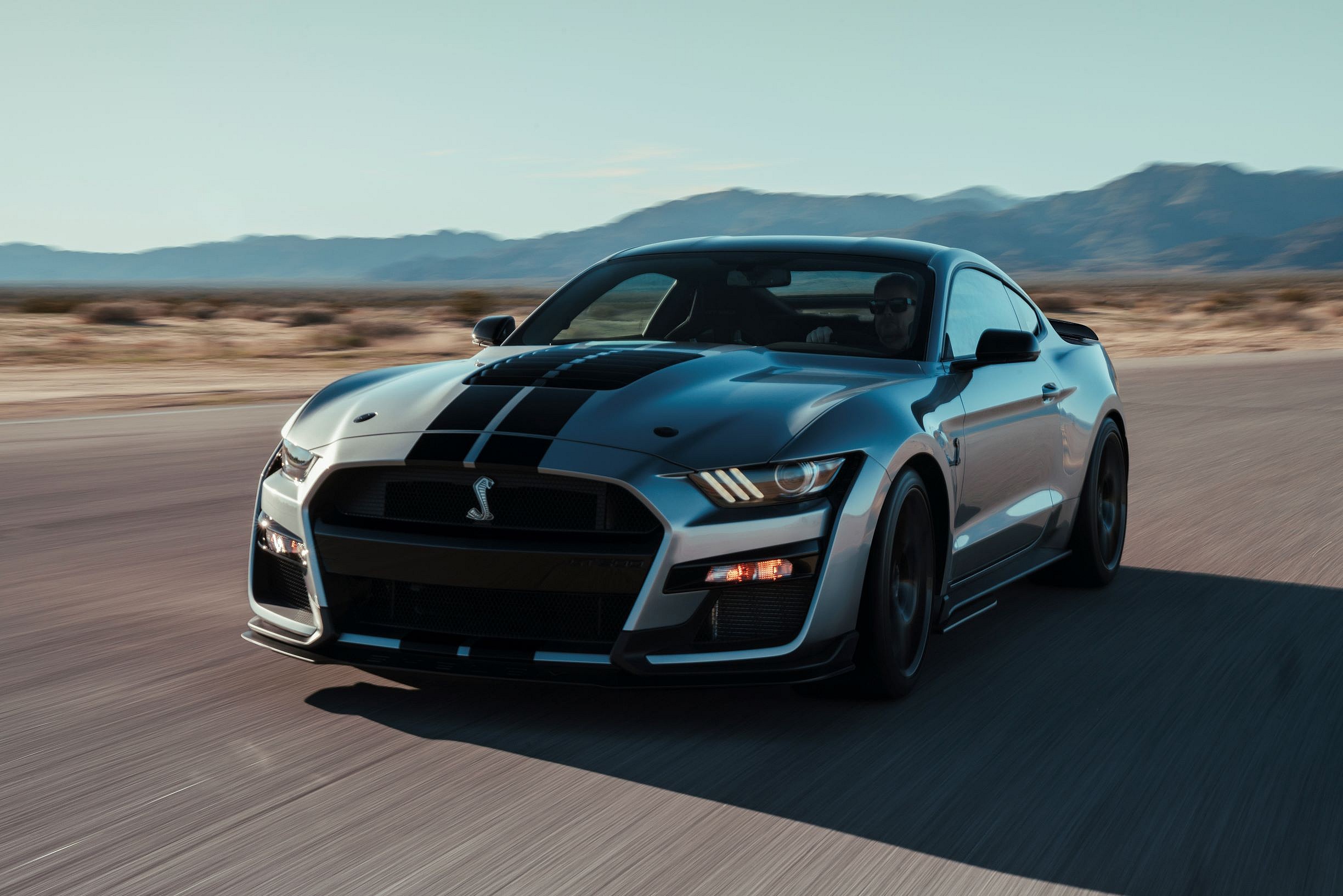 2020 Ford Mustang Shelby GT500 (1)