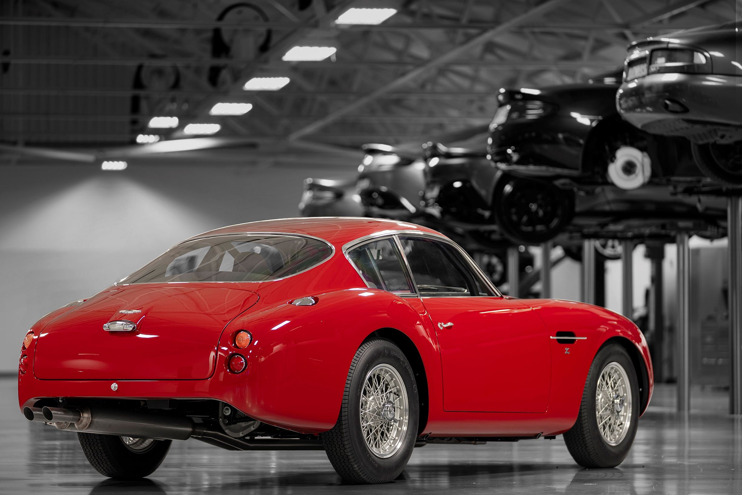 Aston Martin DB4 GT Zagato Continuation (3)