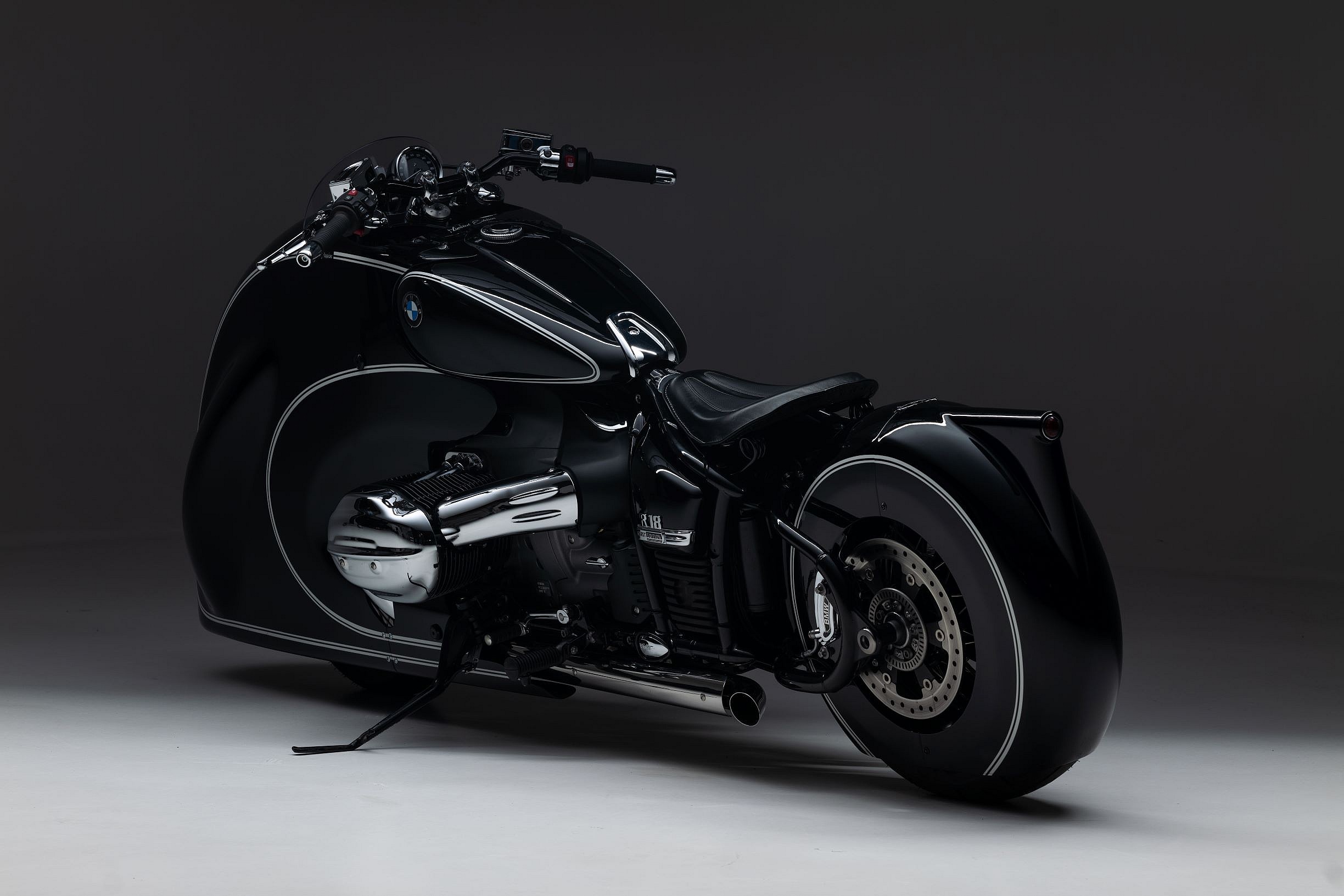 BMW R18 Spirit of Passion (6)