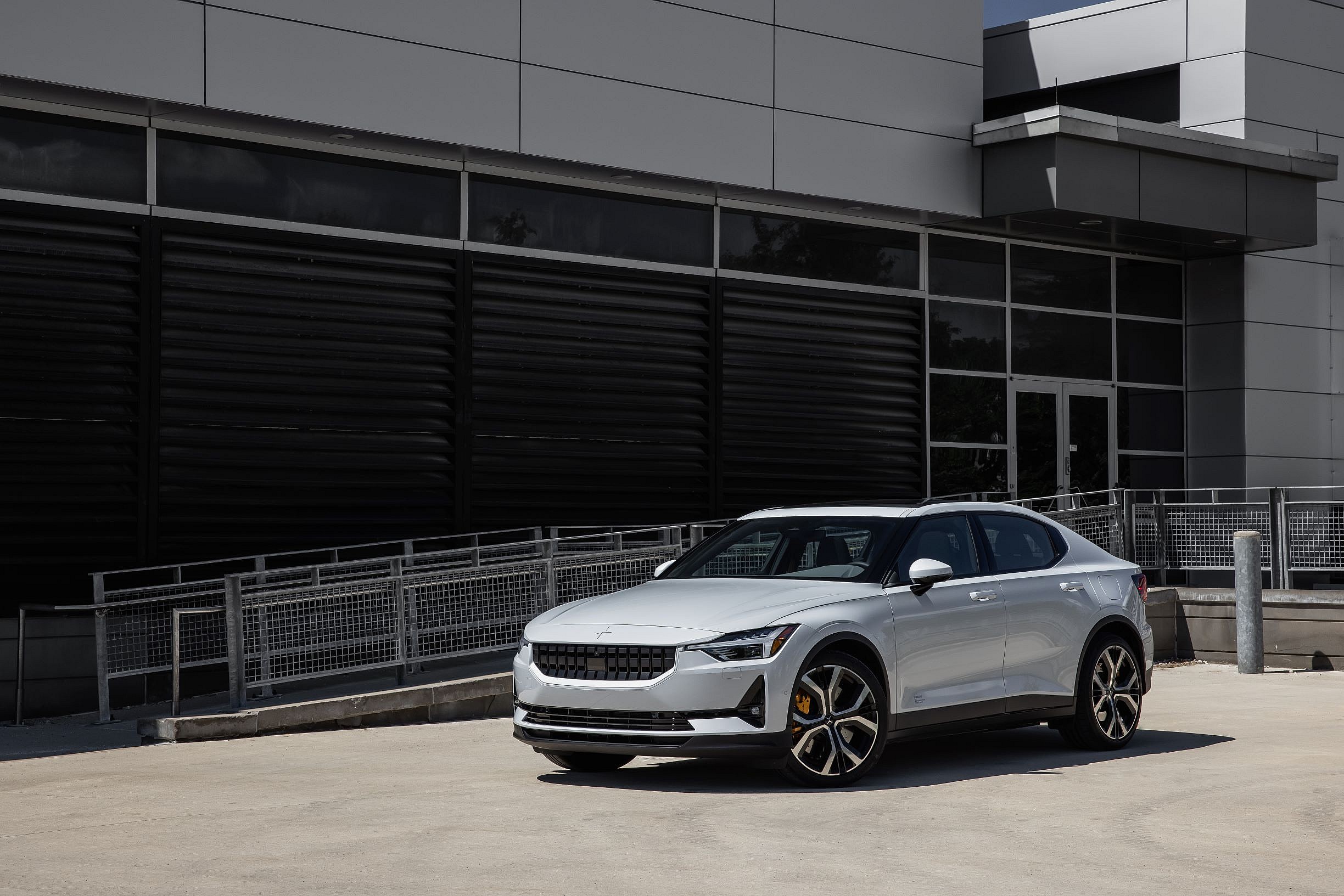 Polestar 2 (1)