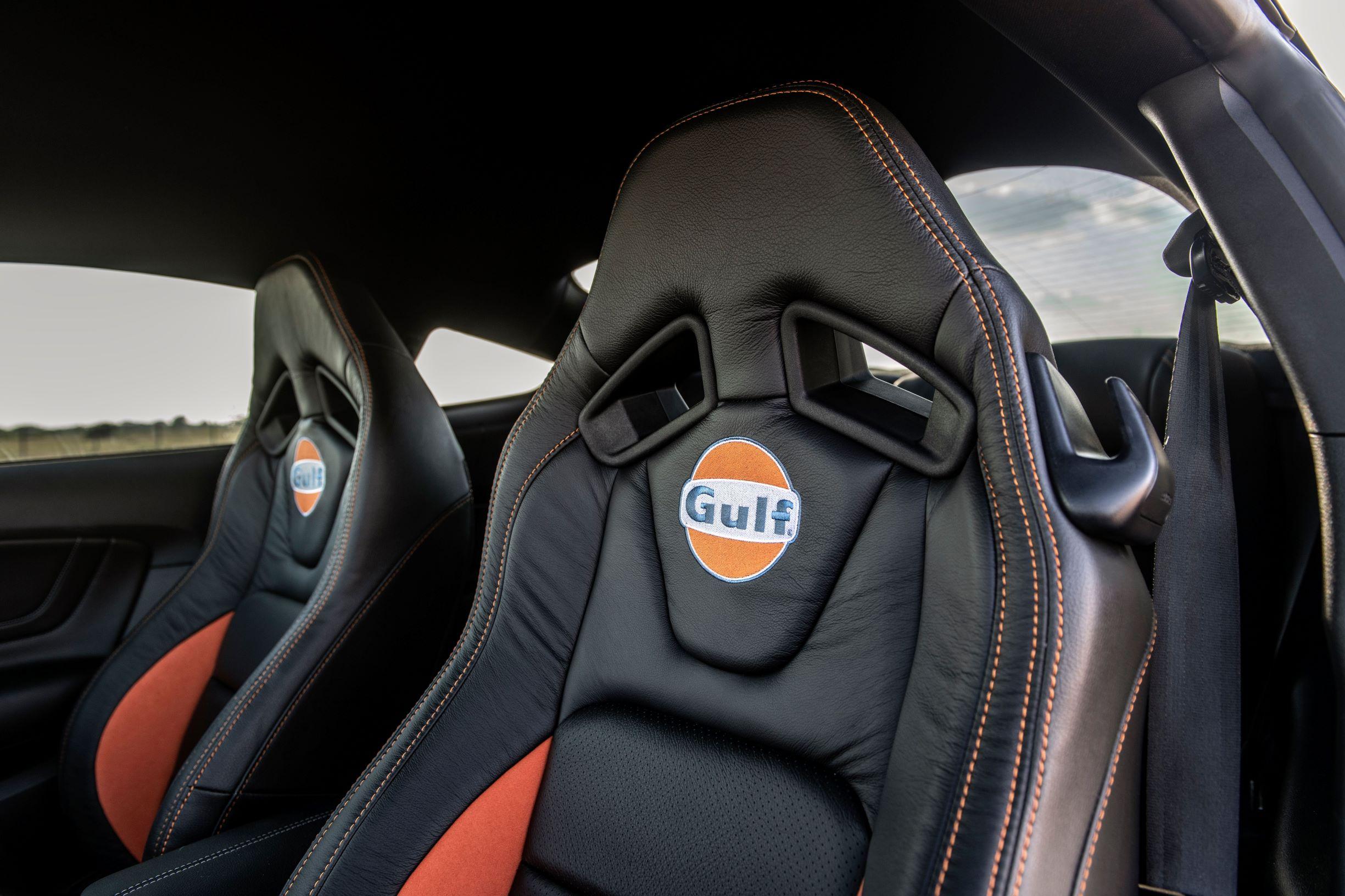 2019 Gulf Heritage Edition Mustang (3)