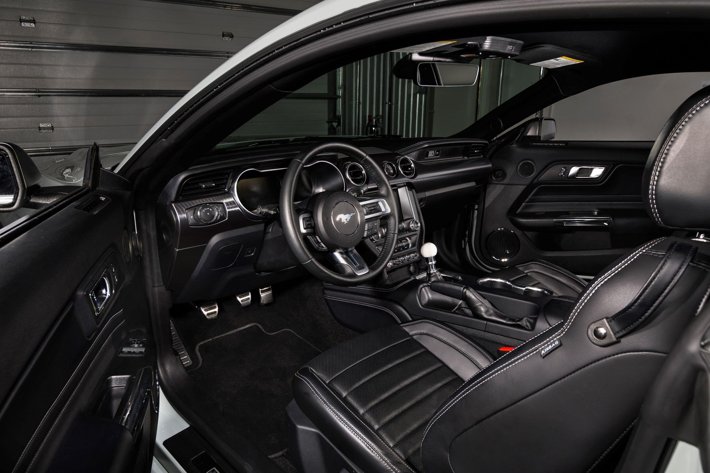 2021 Ford Mustang Mach 1 (1)