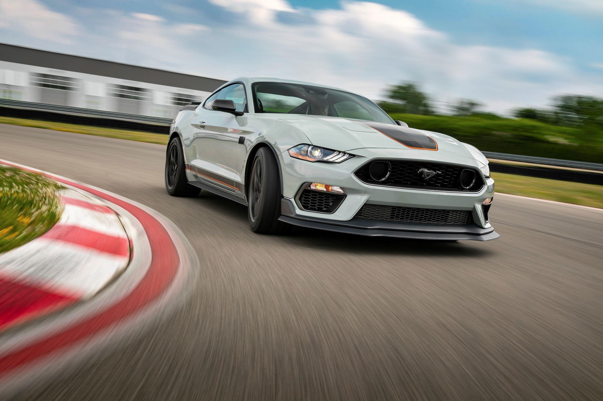 2021 Ford Mustang Mach 1 (7)