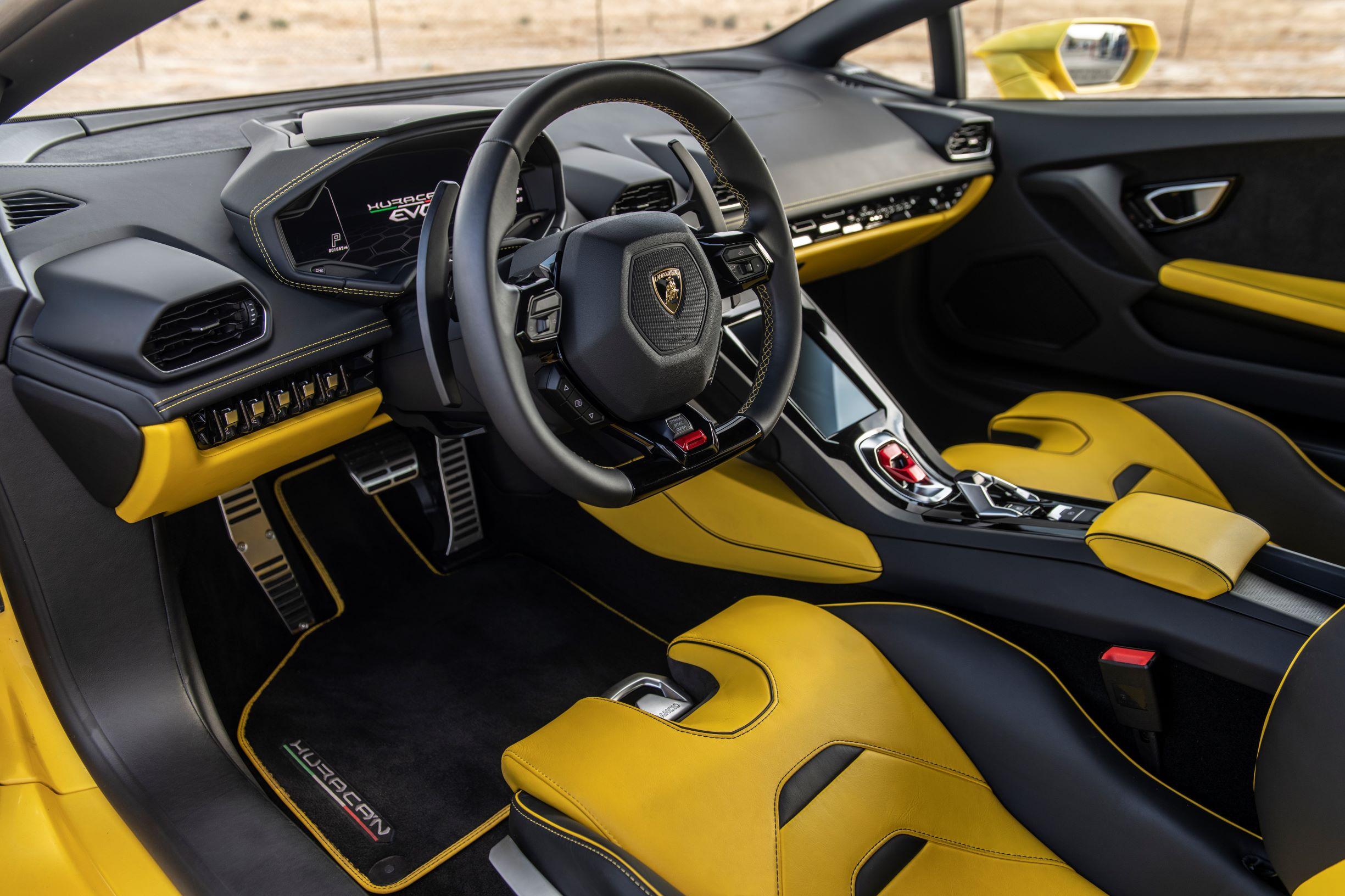 2021 Lamborghini Huracán EVO RWD (5)