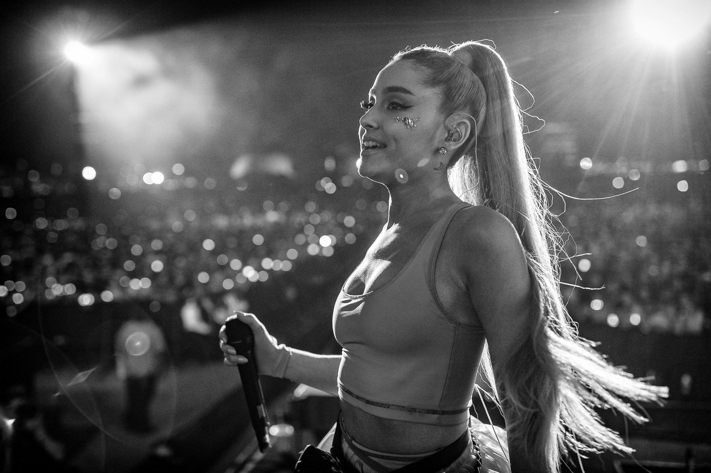 Ariana Grande 2 Final