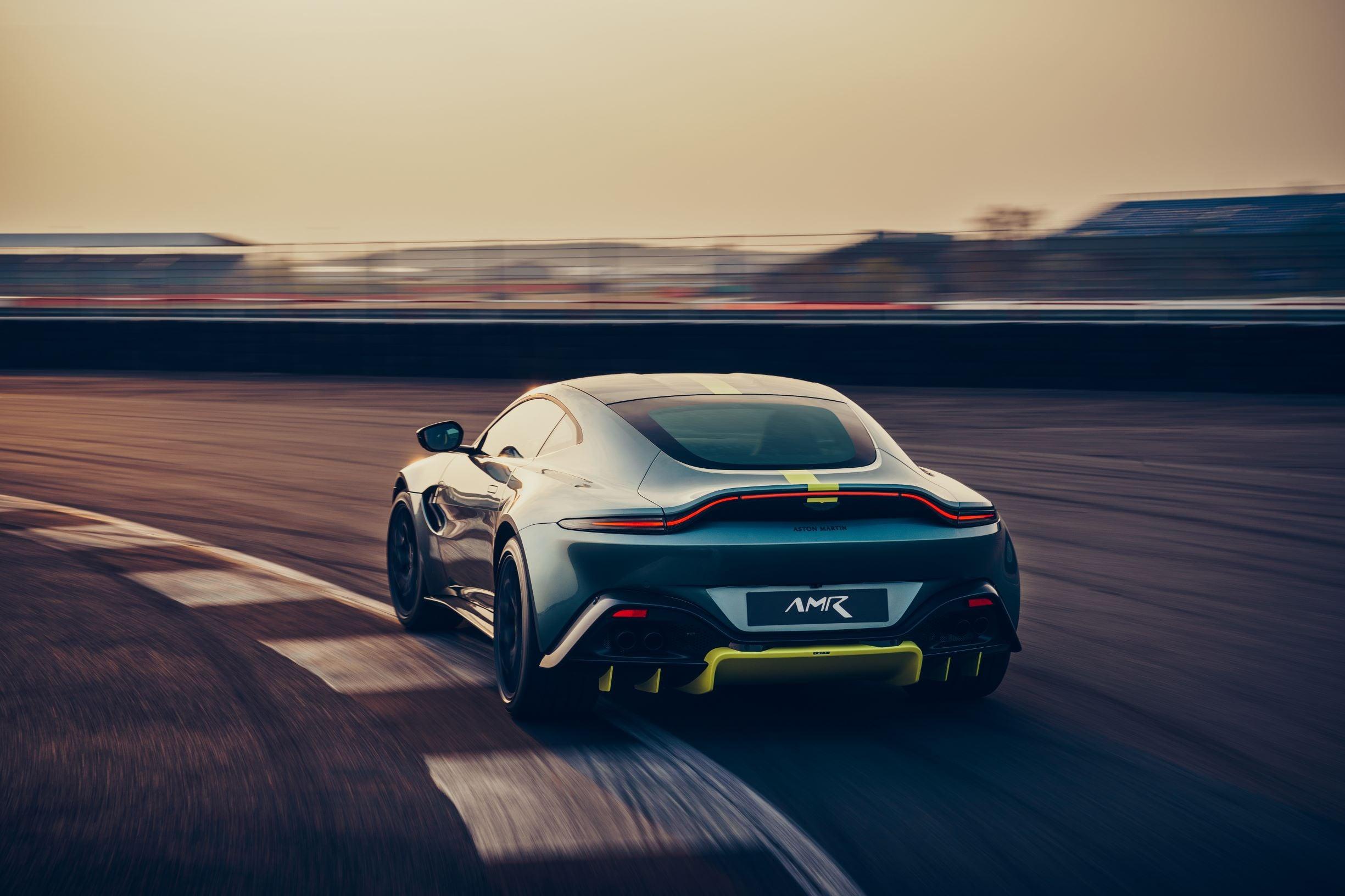 Aston Martin Vantage AMR (5)