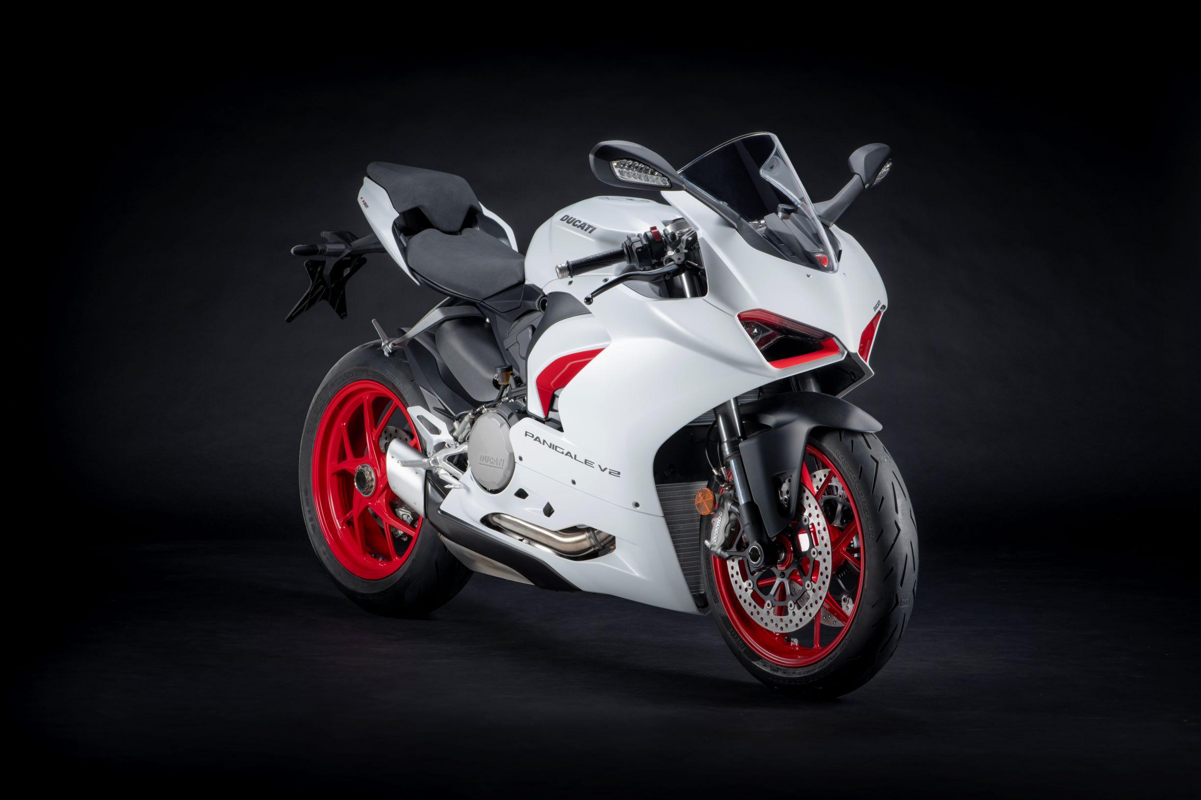 Ducati Panigale V2 Star White Silk (4)