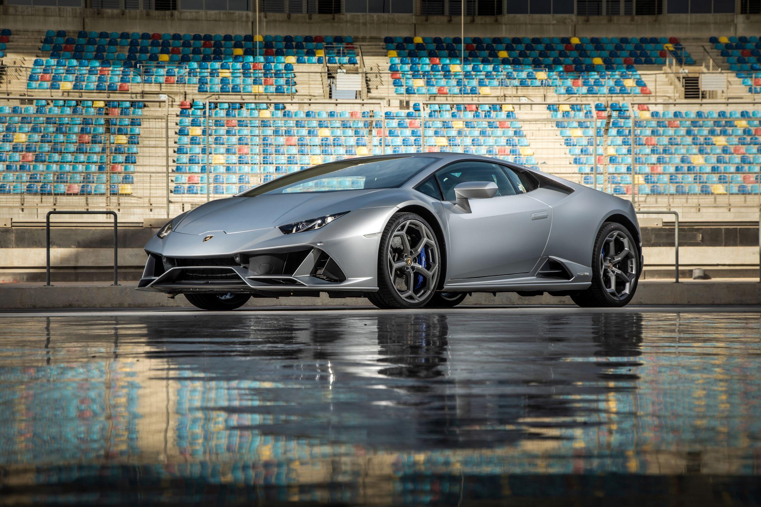 Lamborghini Huracan Evo Amazon Alexa (2)