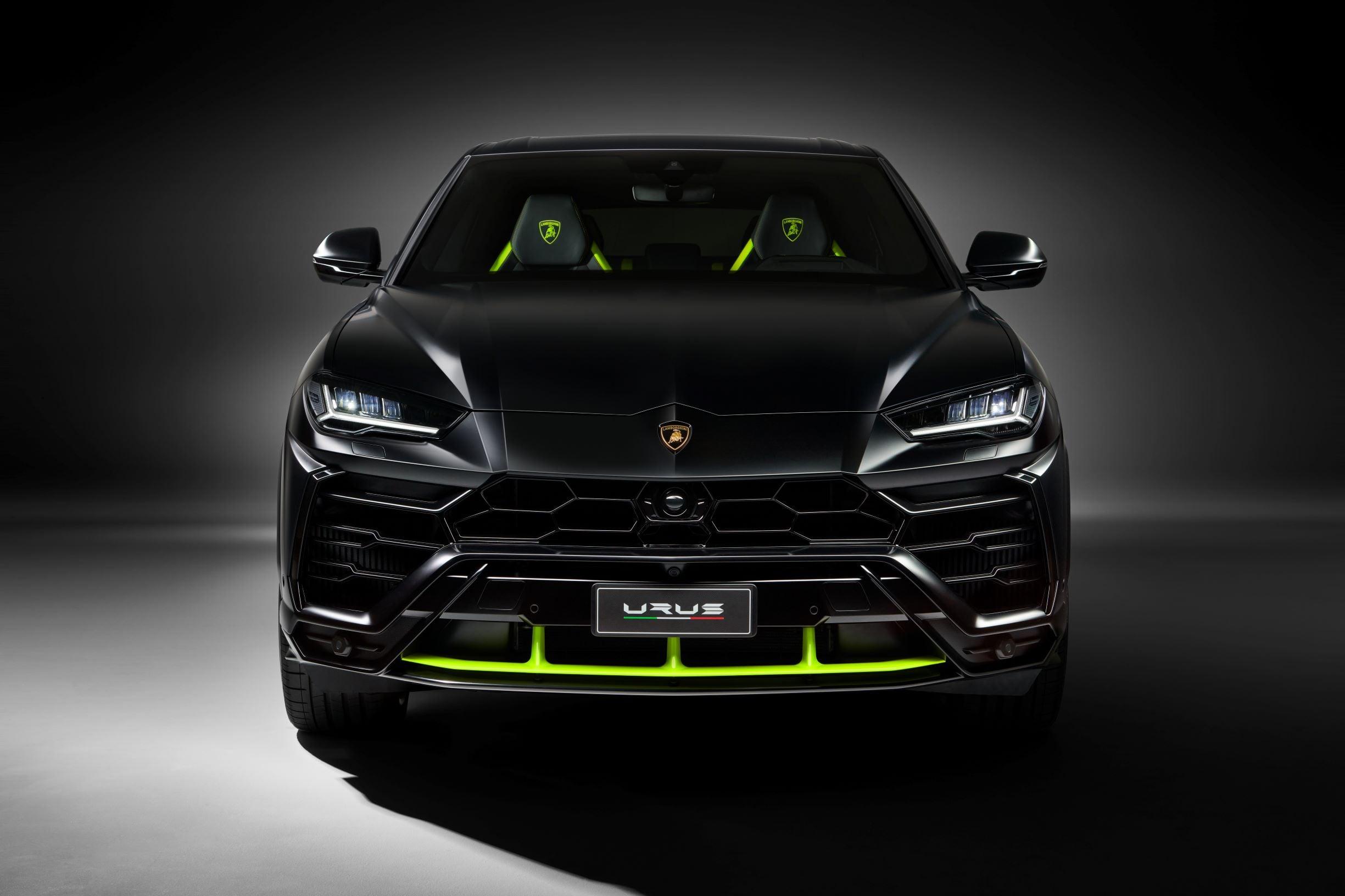 Lamborghini Urus Graphite (2)