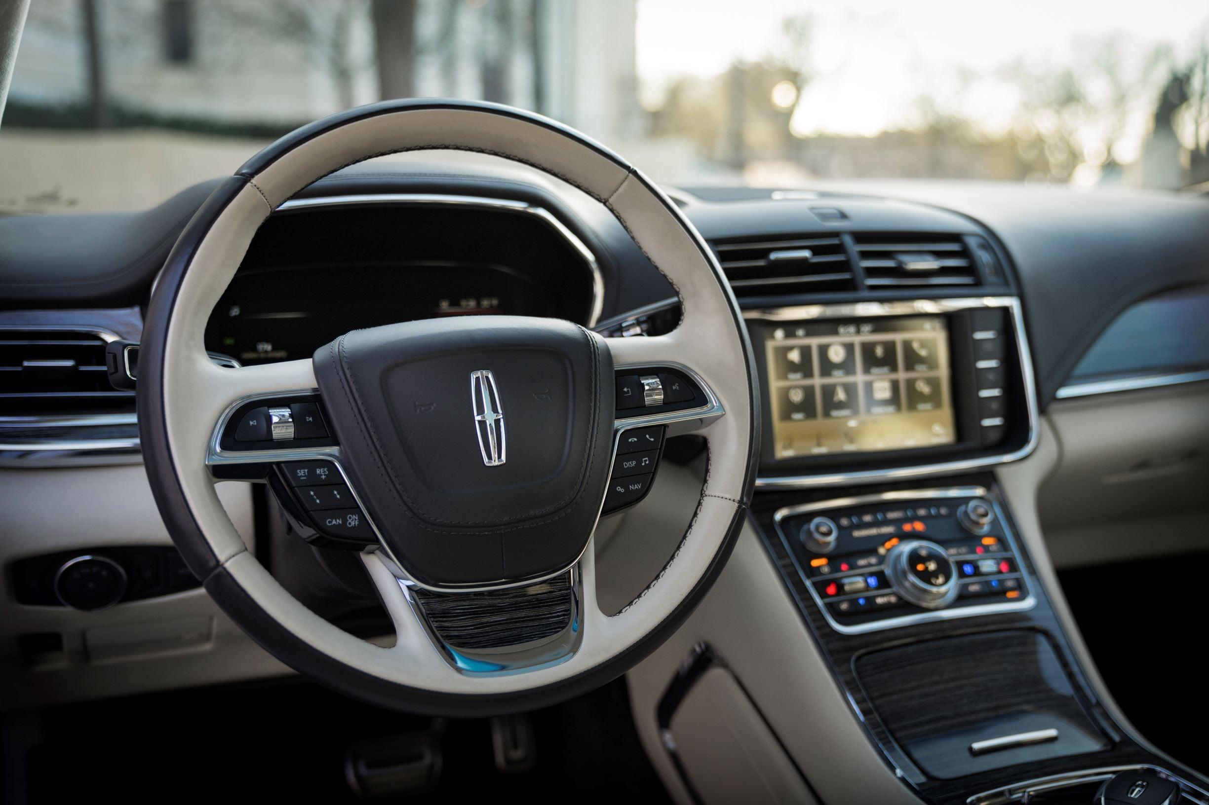 Lincoln Continental 80th Anniversary Coach Door Edition (3)