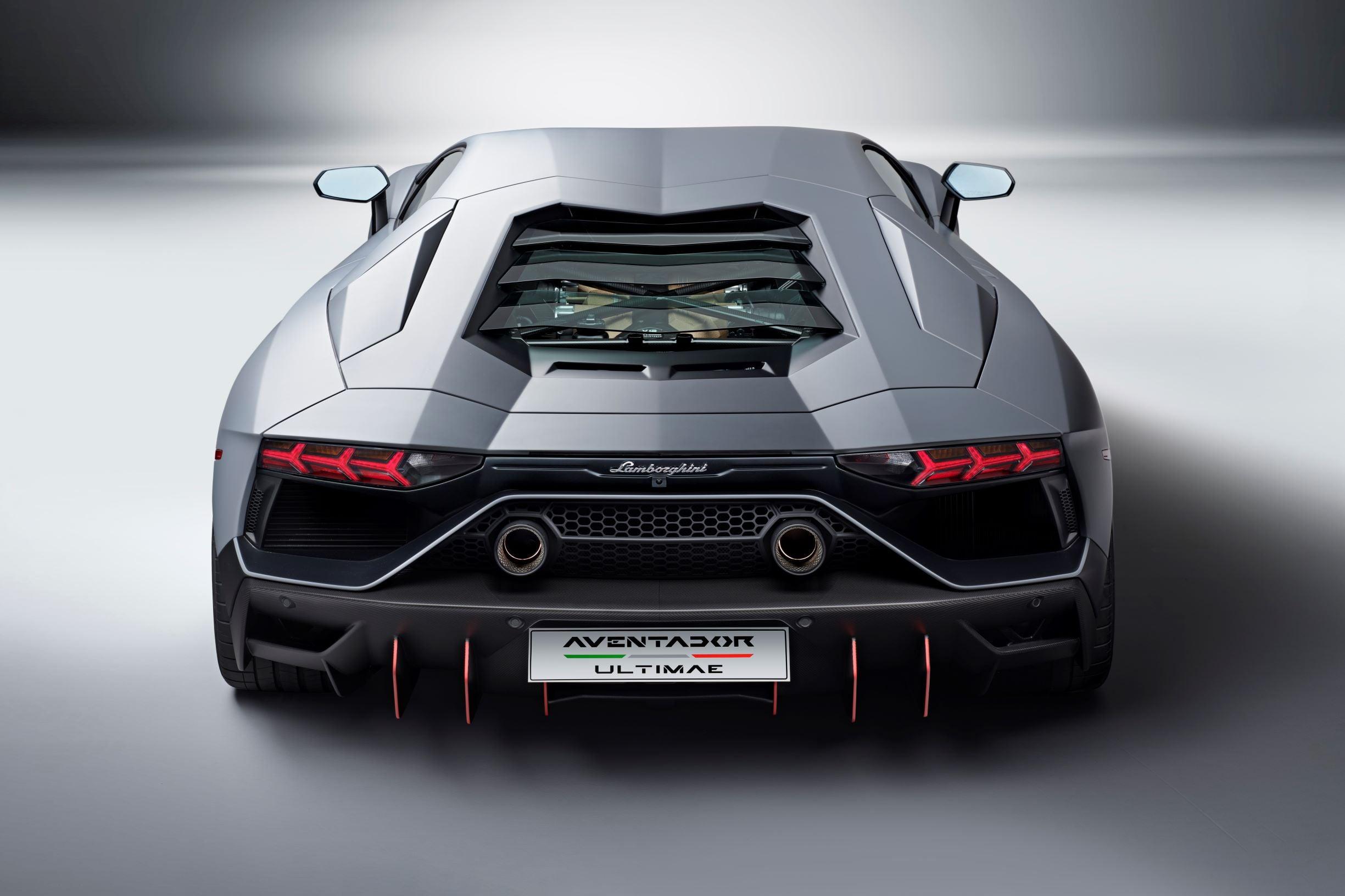 Lamborghini Aventador Ultimae Coupe (1)