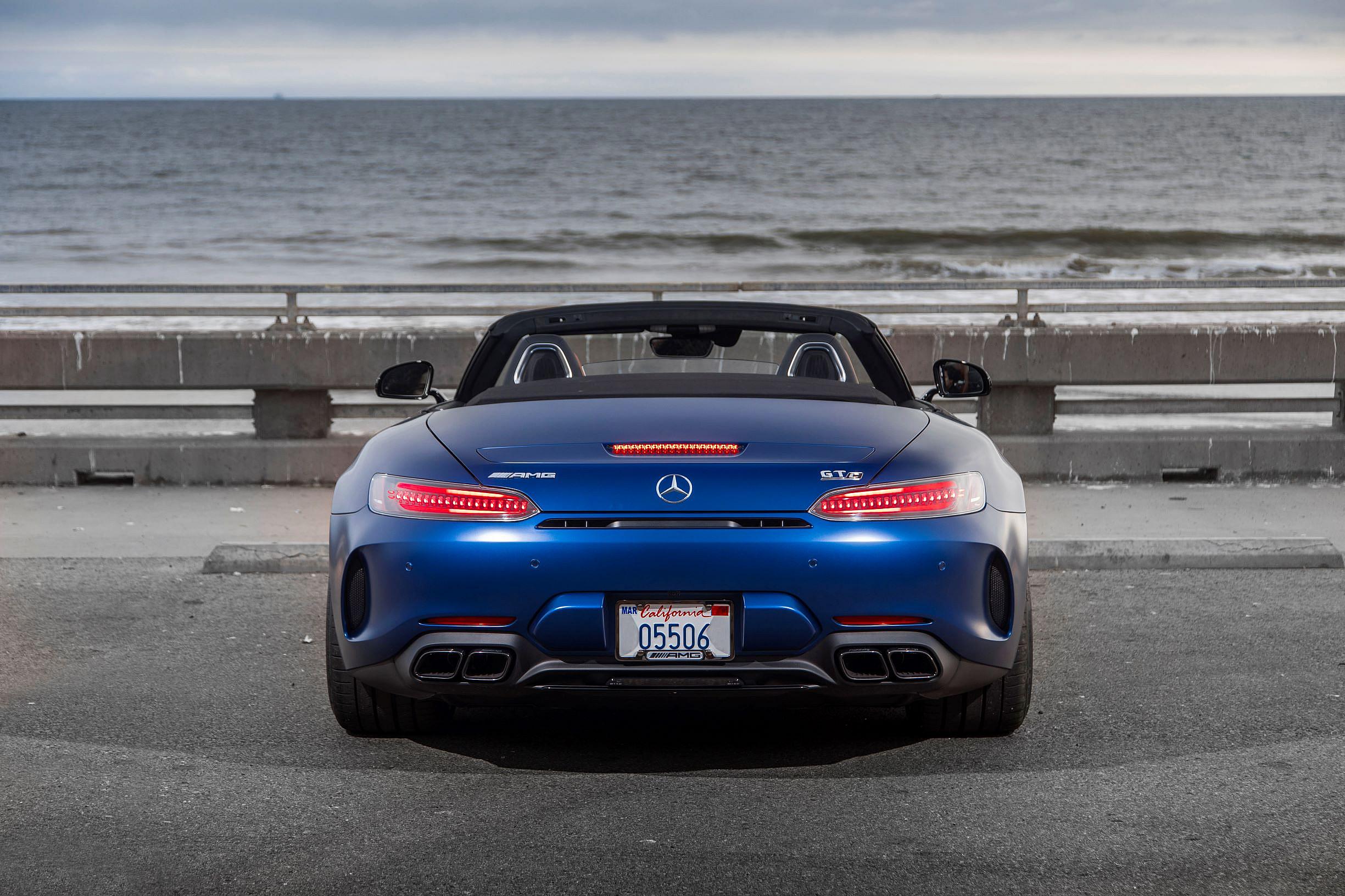 2020 Mercedes-AMG GT C Roadster (7)